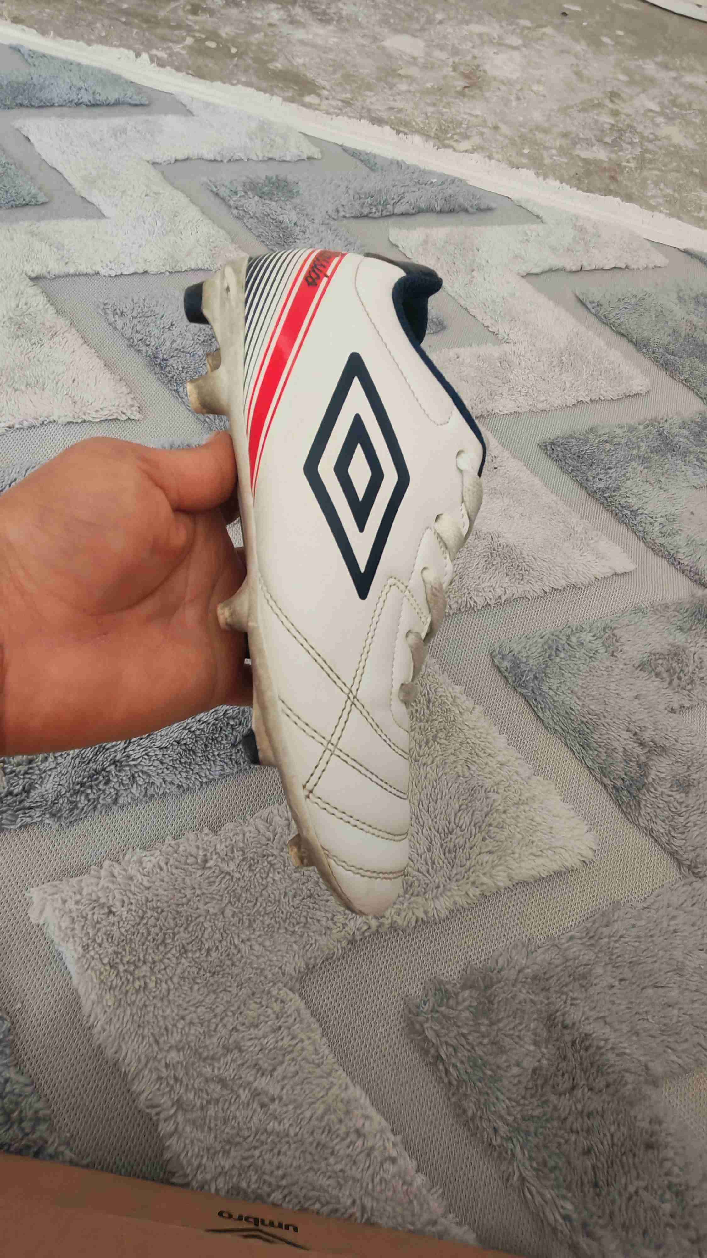 Zapatos de fútbol Umbro blancos - miniatura 3