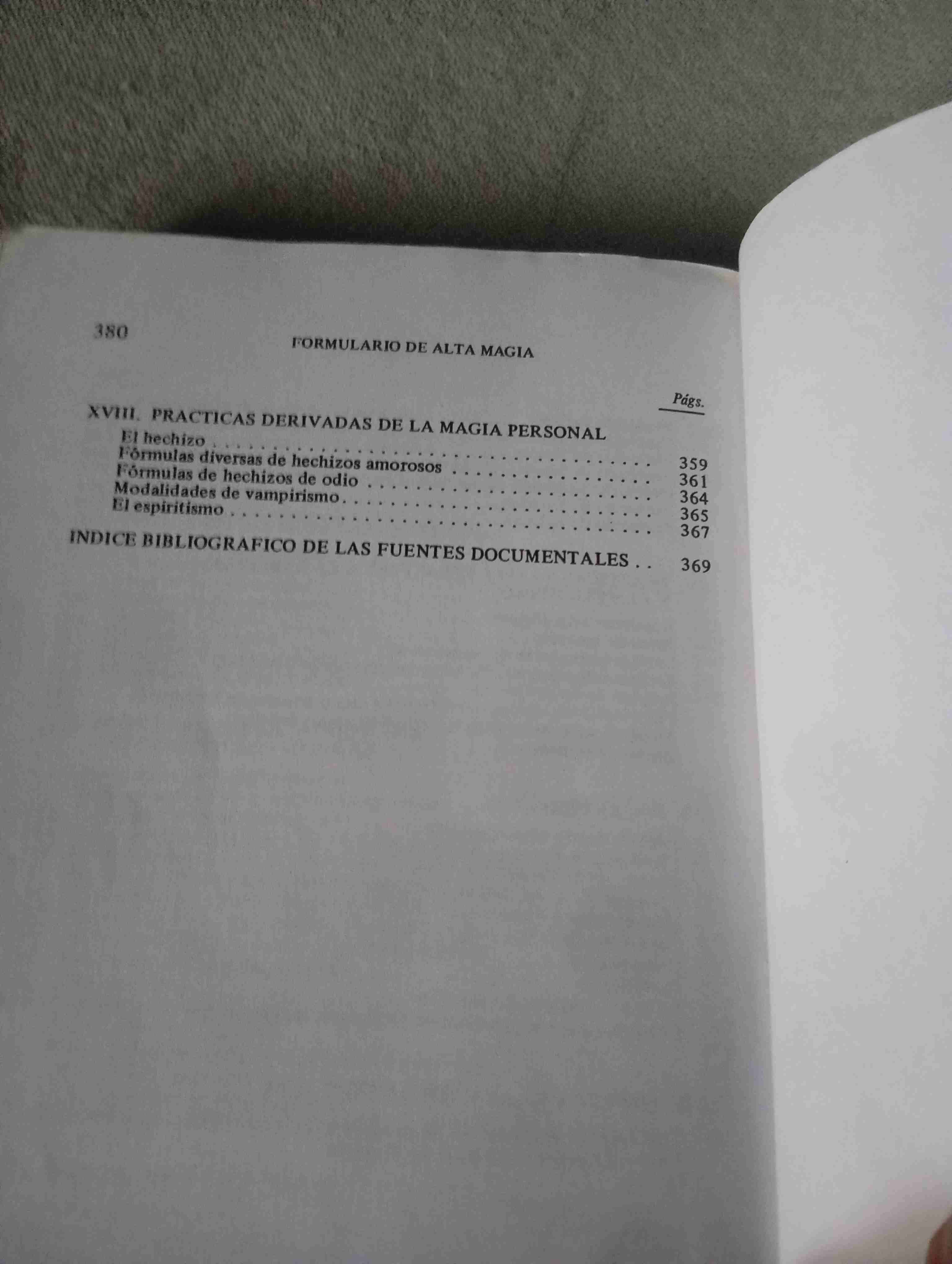 Libro Formulario de Alta Magia - miniatura 4