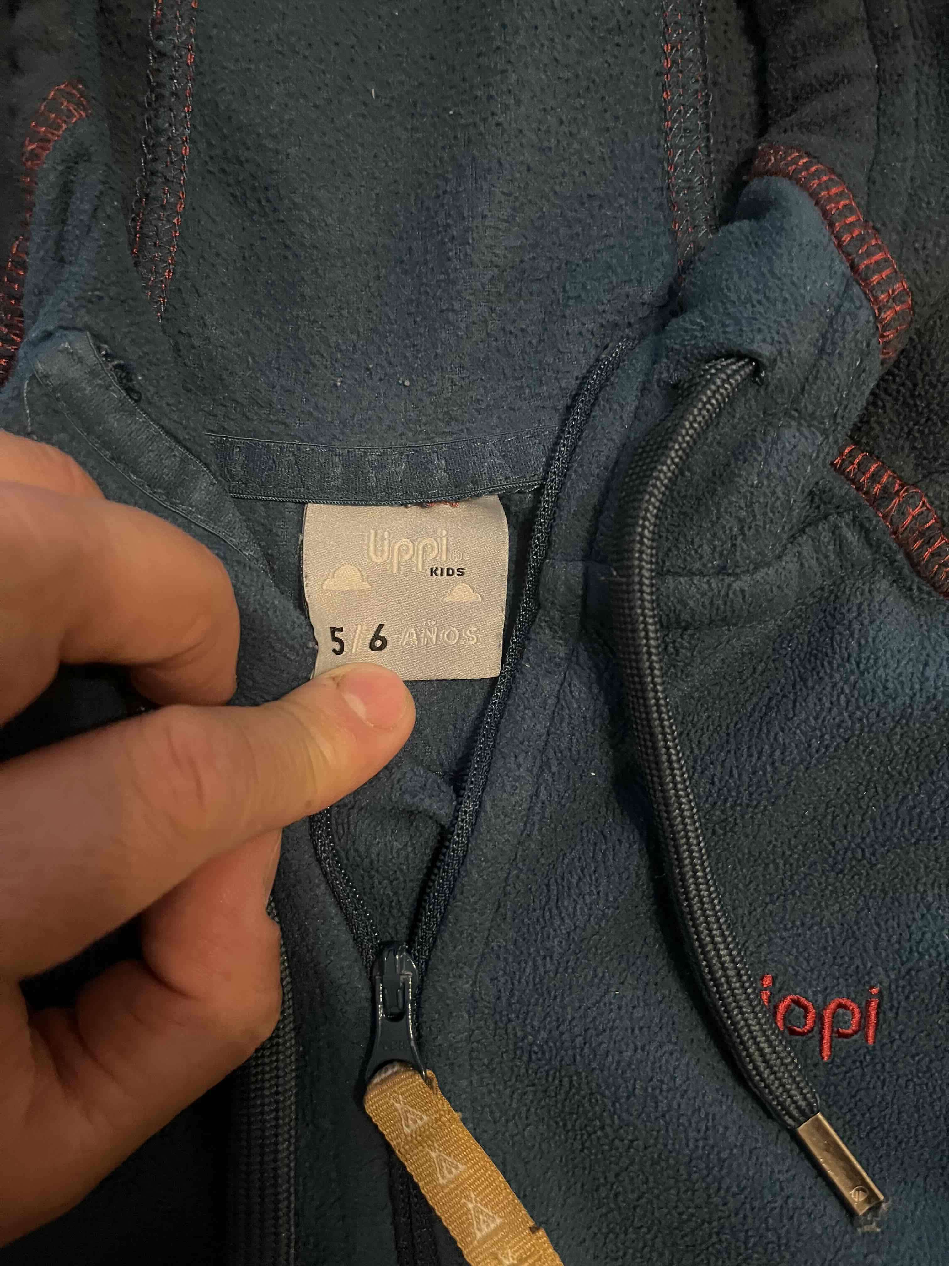 Polerón polar con capucha azul - miniatura 2