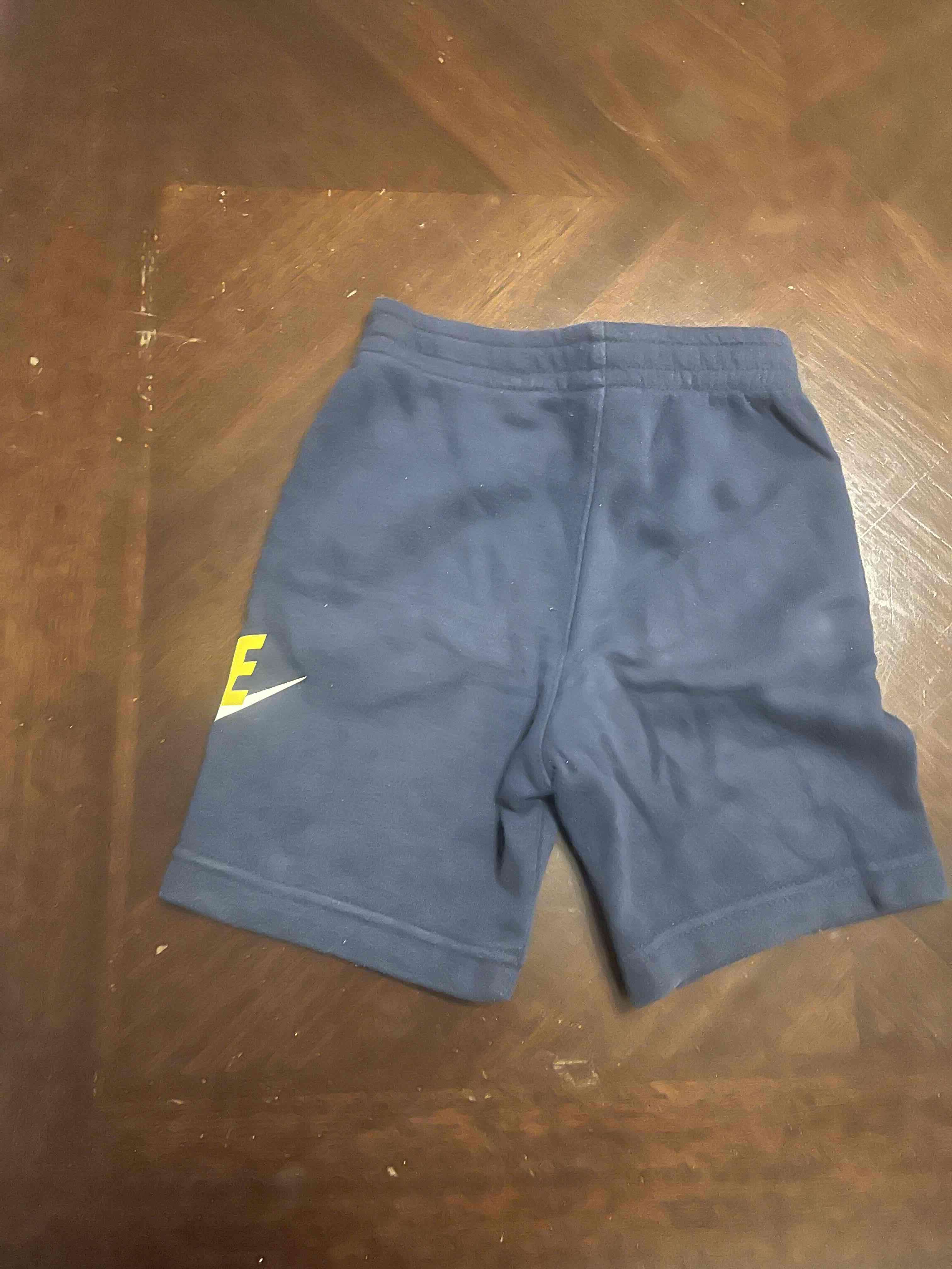 Shorts deportivos azules Nike - miniatura 3