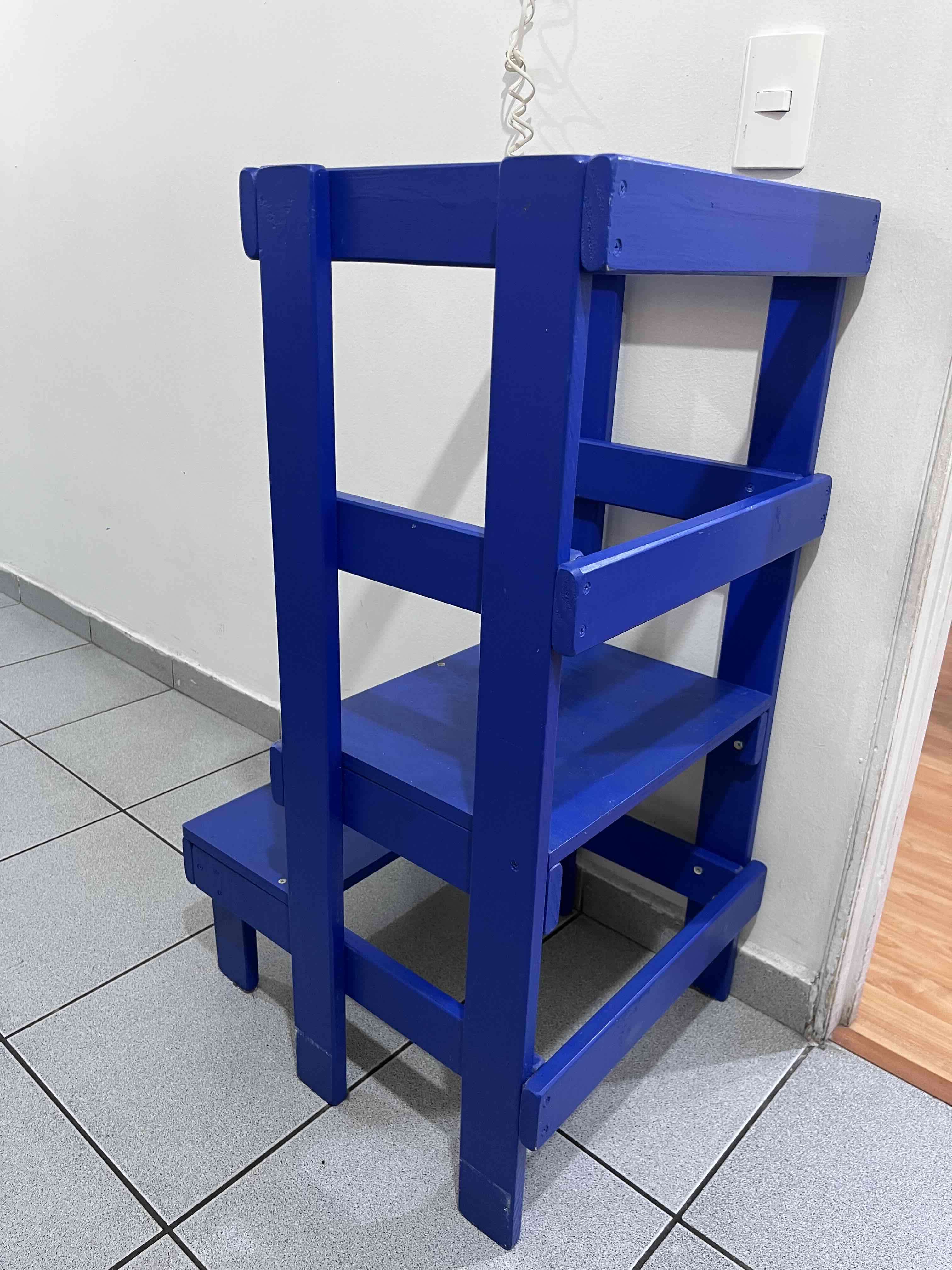 Torre de aprendizaje azul