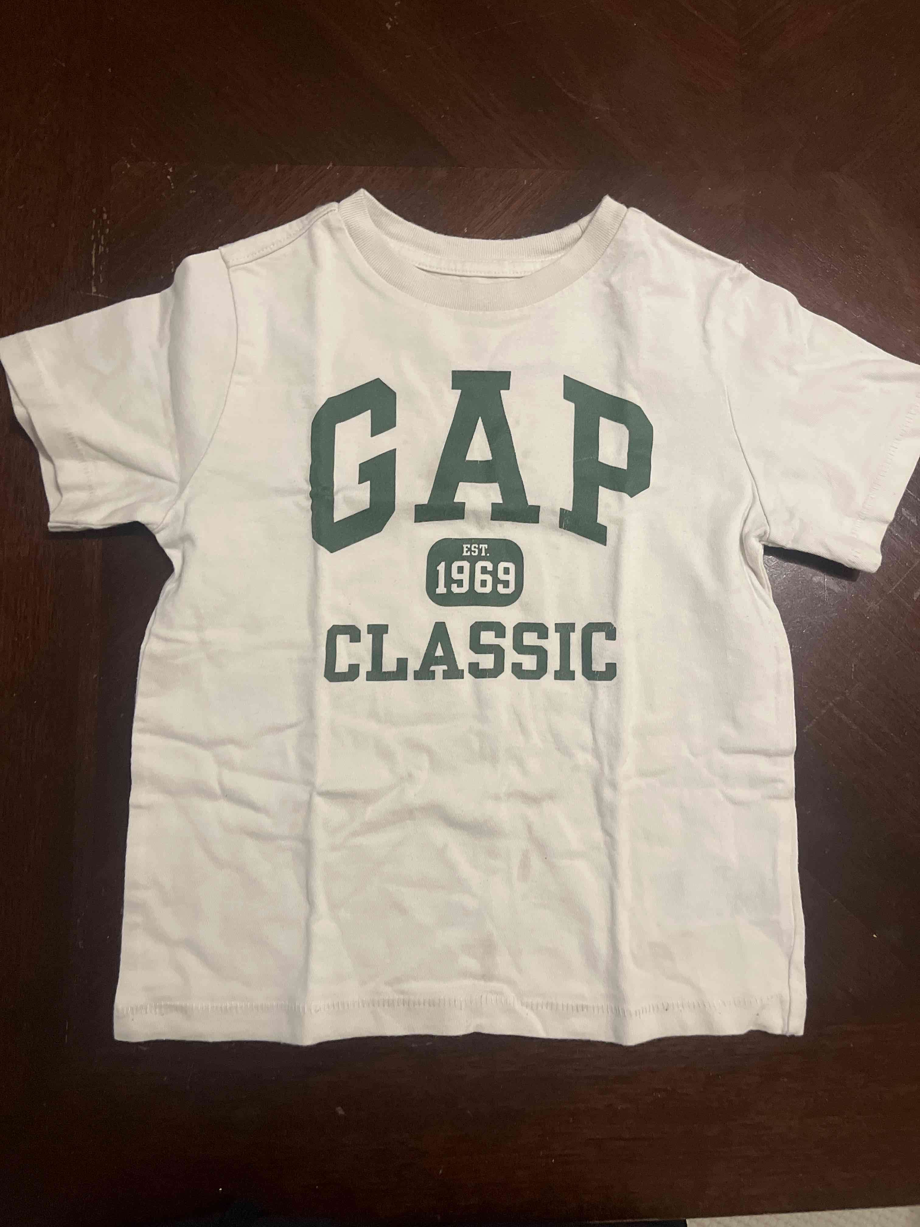 Polera GAP clásica blanca
