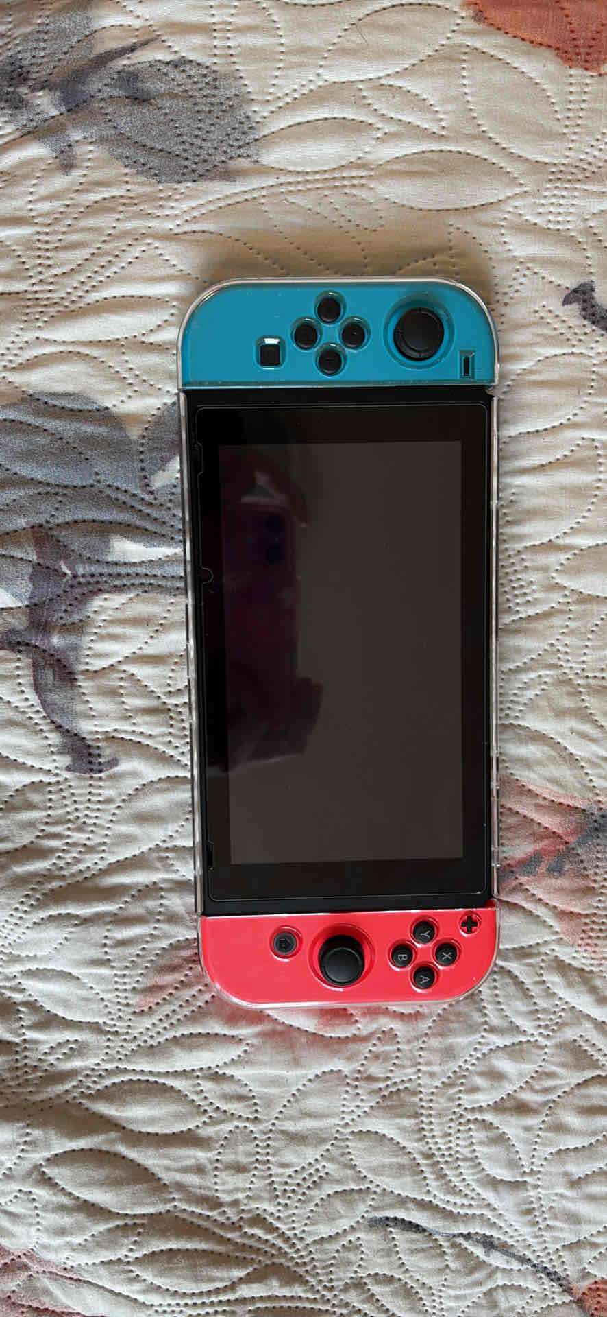 Consola Nintendo Switch con estuche - miniatura 2