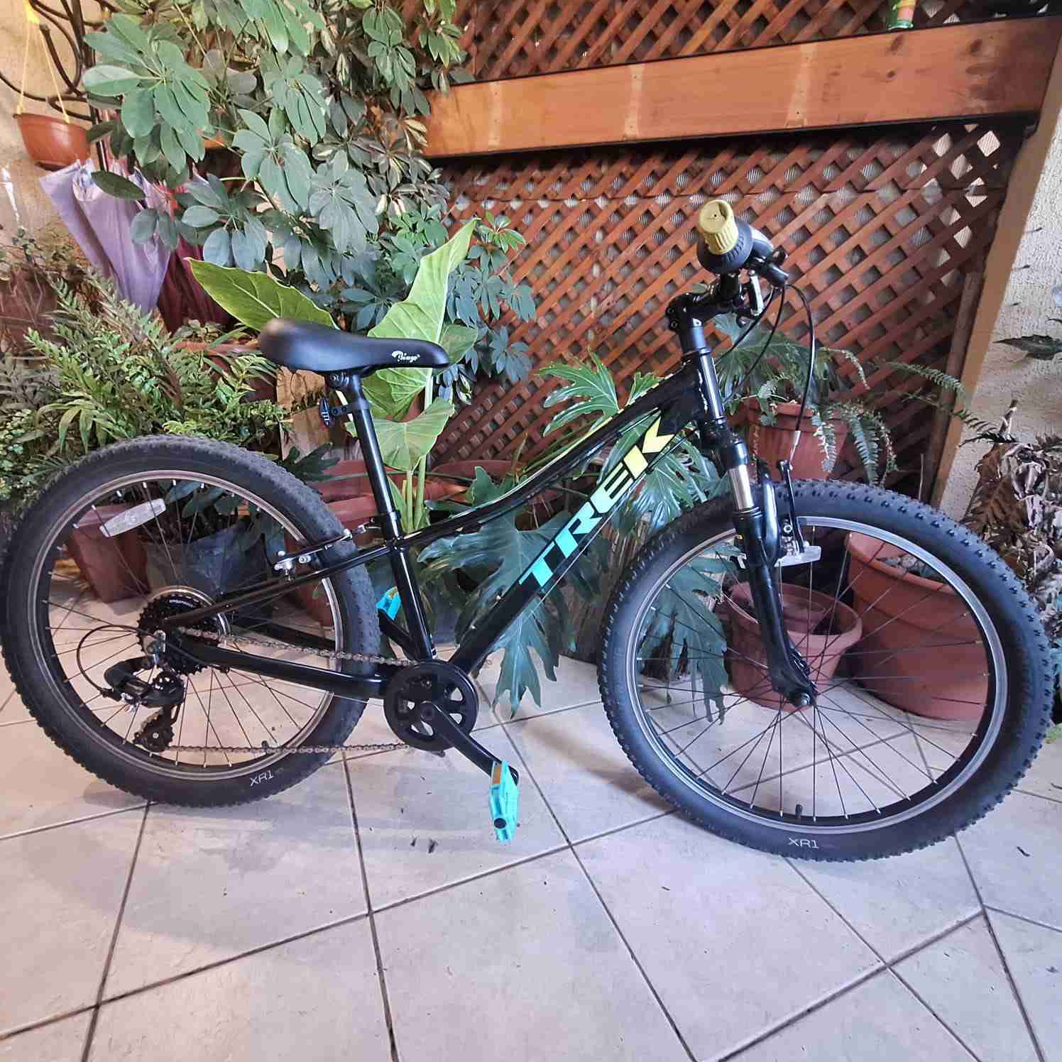 Bicicleta Precaliber verde y negra aro 24 - miniatura 6