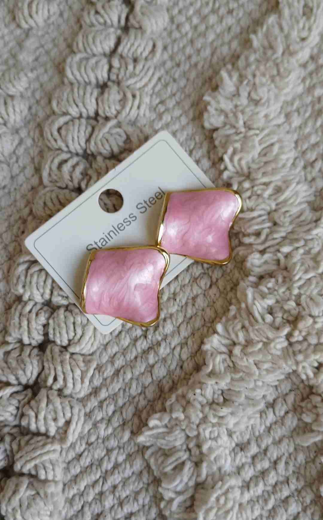 Aros de acero inoxidable rosados
