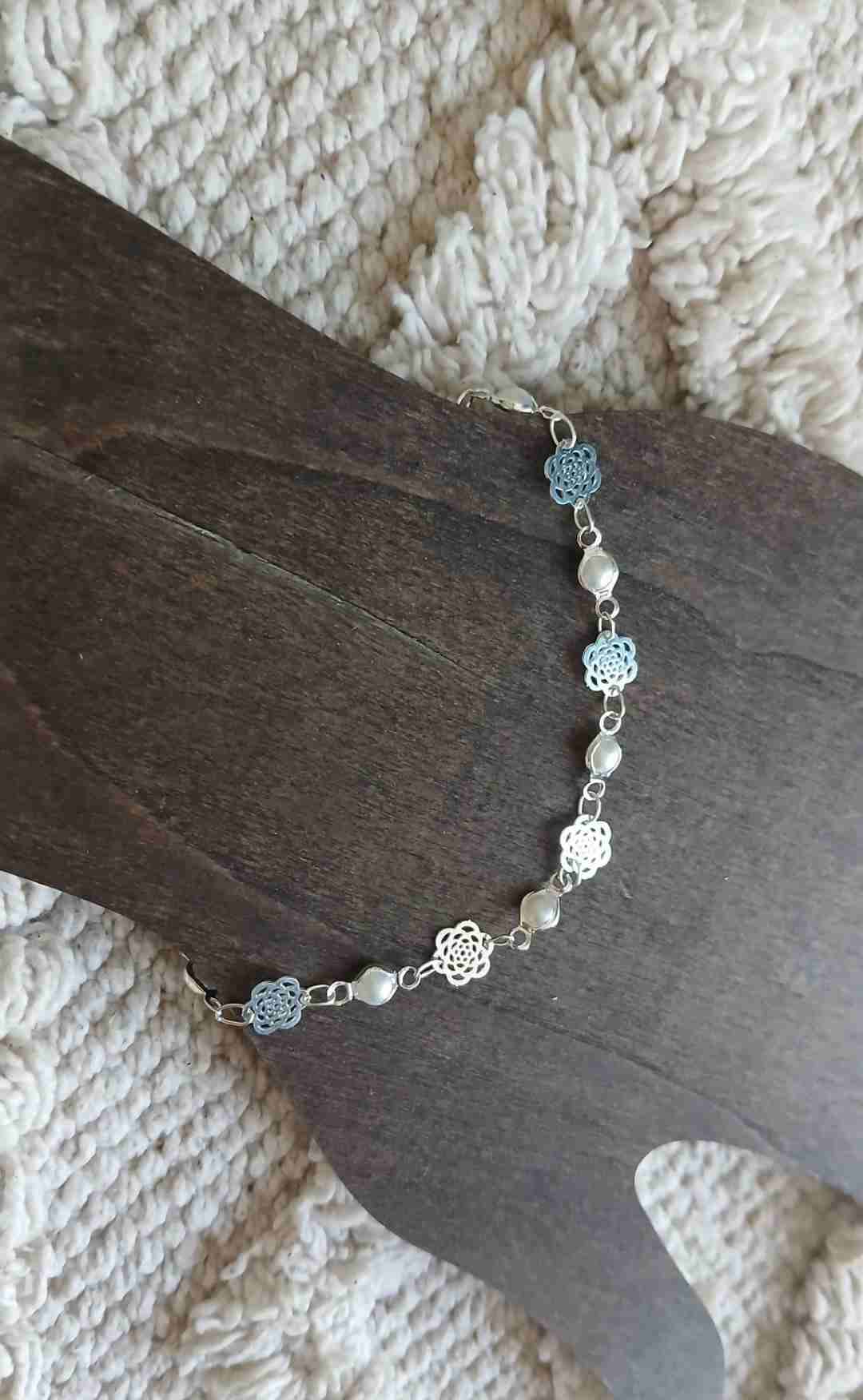 Pulsera de plata diseño perlas y flores - miniatura 2