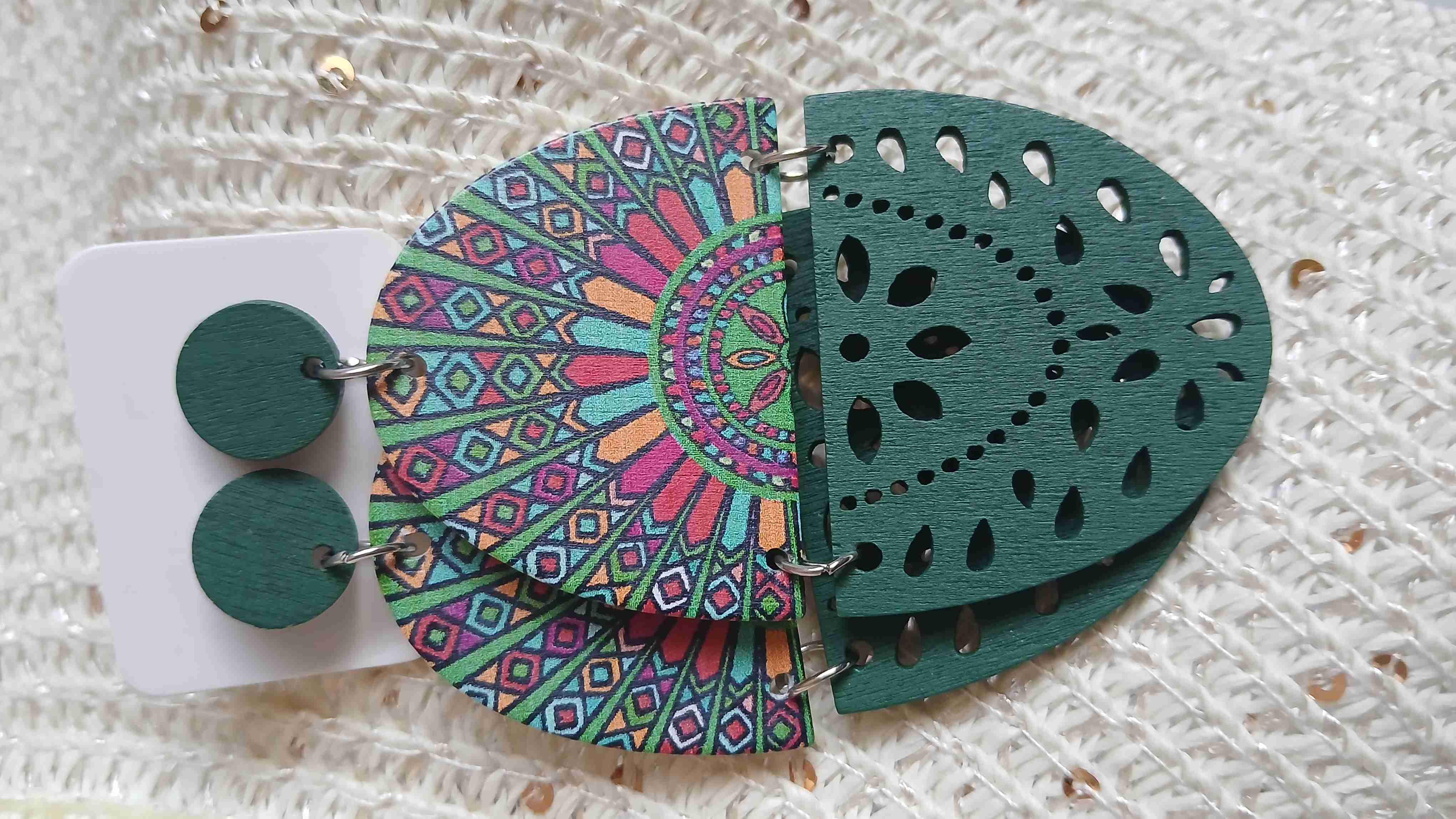 Aros de madera con diseño tribal - miniatura 2