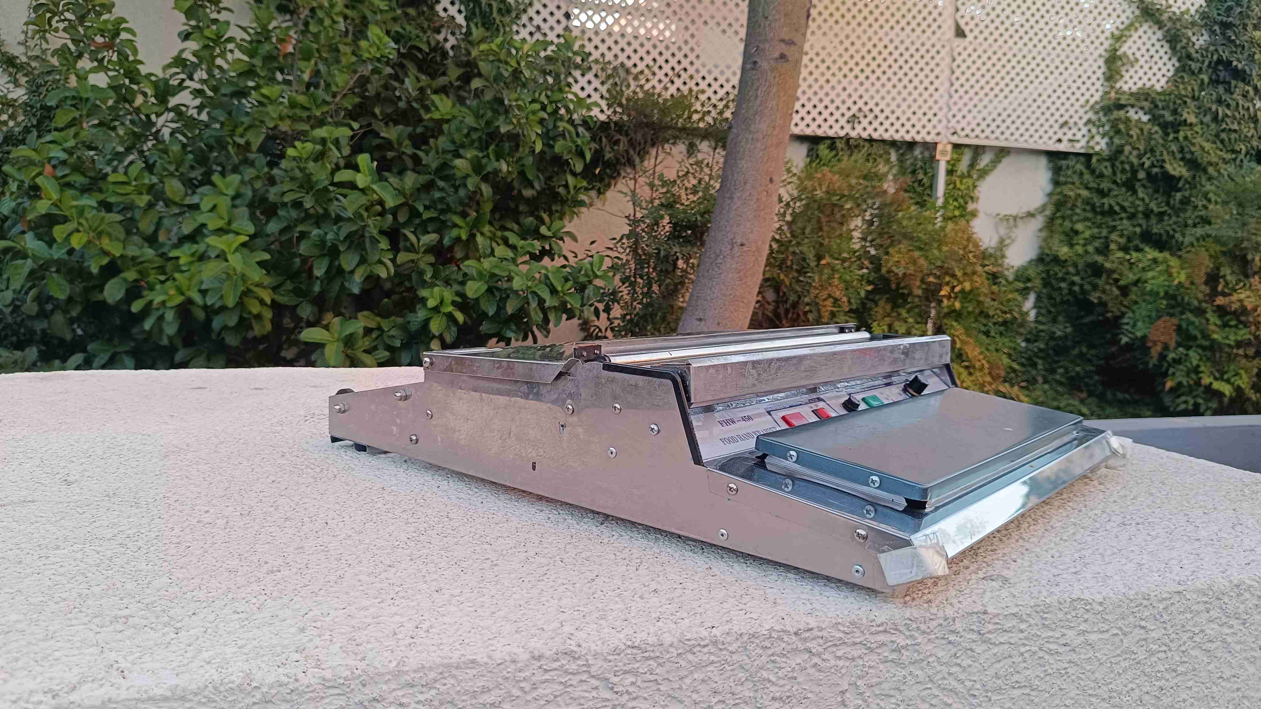 Envolvedora de alimentos FHW-450 - miniatura 2