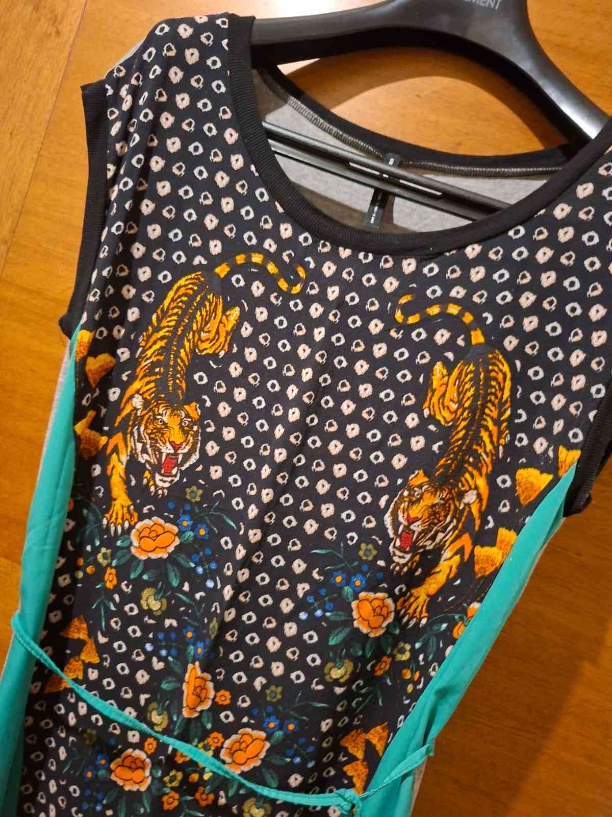 Vestido estampado tigre y flores - miniatura 3