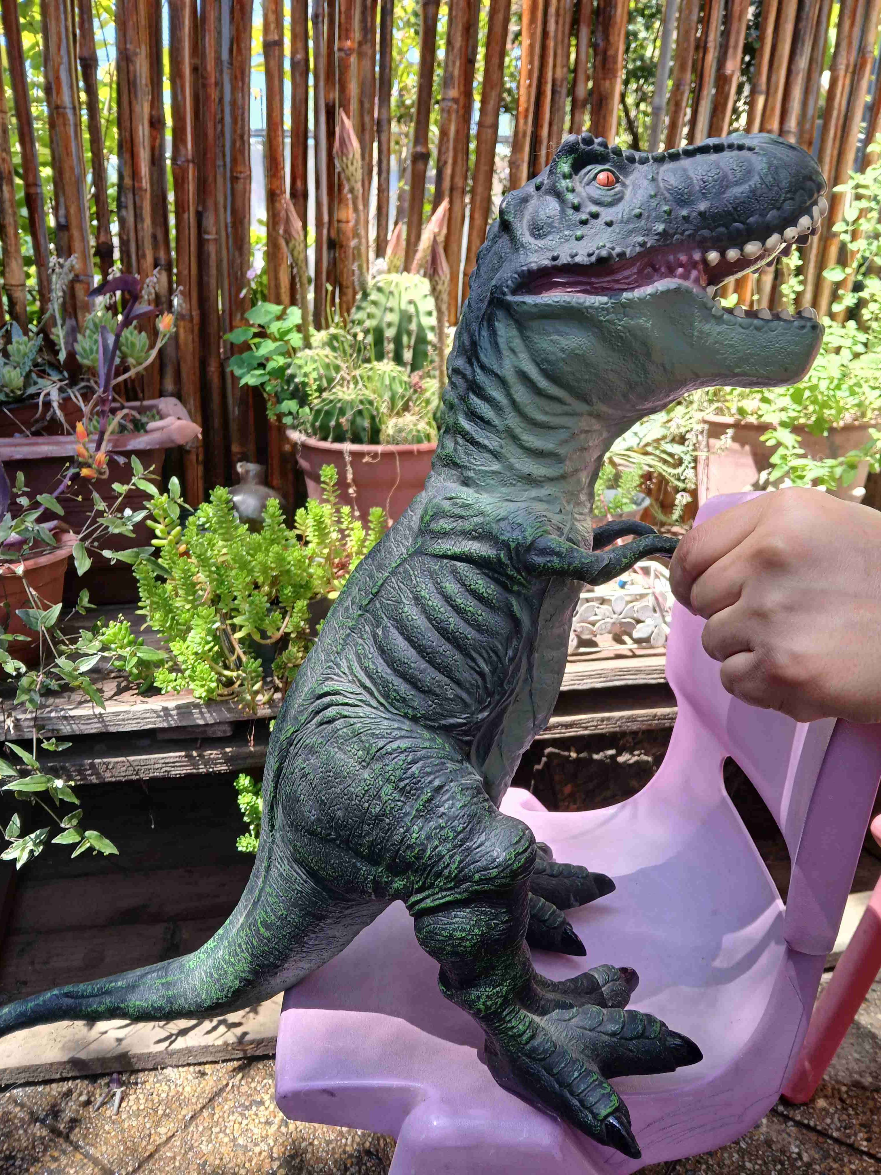 Figura de dinosaurio grande - miniatura 2
