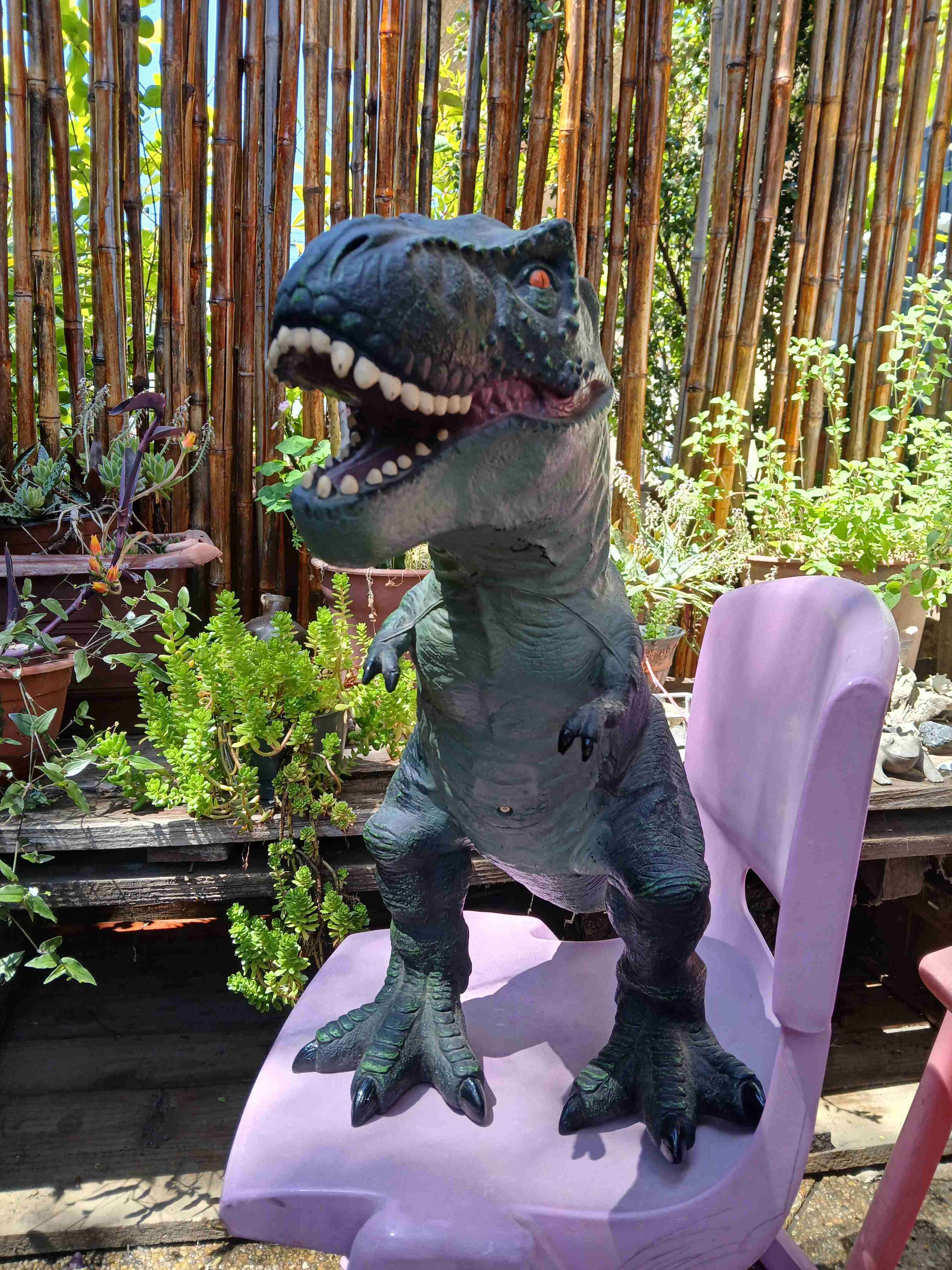 Figura de dinosaurio grande - miniatura 3