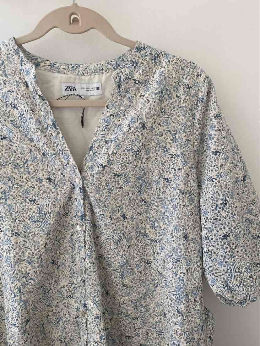 Vestido floral Zara con cinturón - miniatura 4