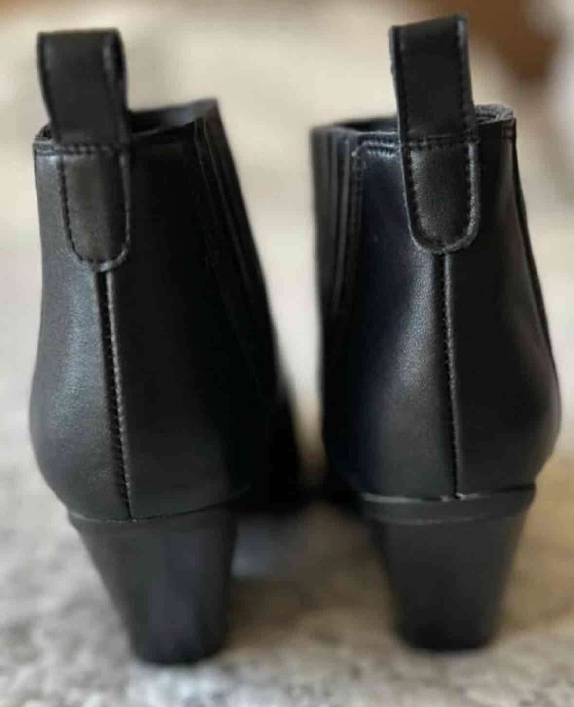 Botines negros de cuero - miniatura 2