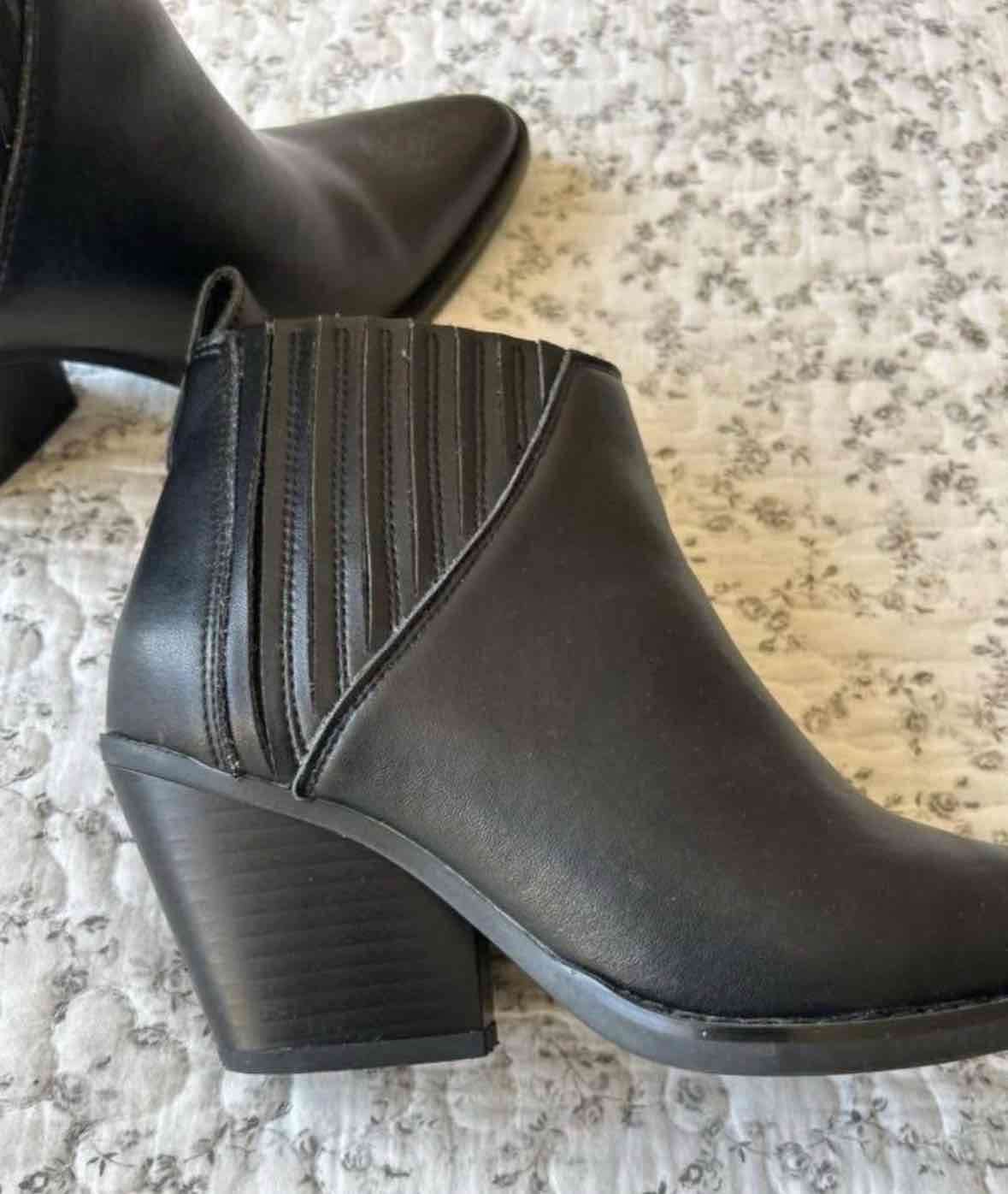 Botines negros de cuero - miniatura 4