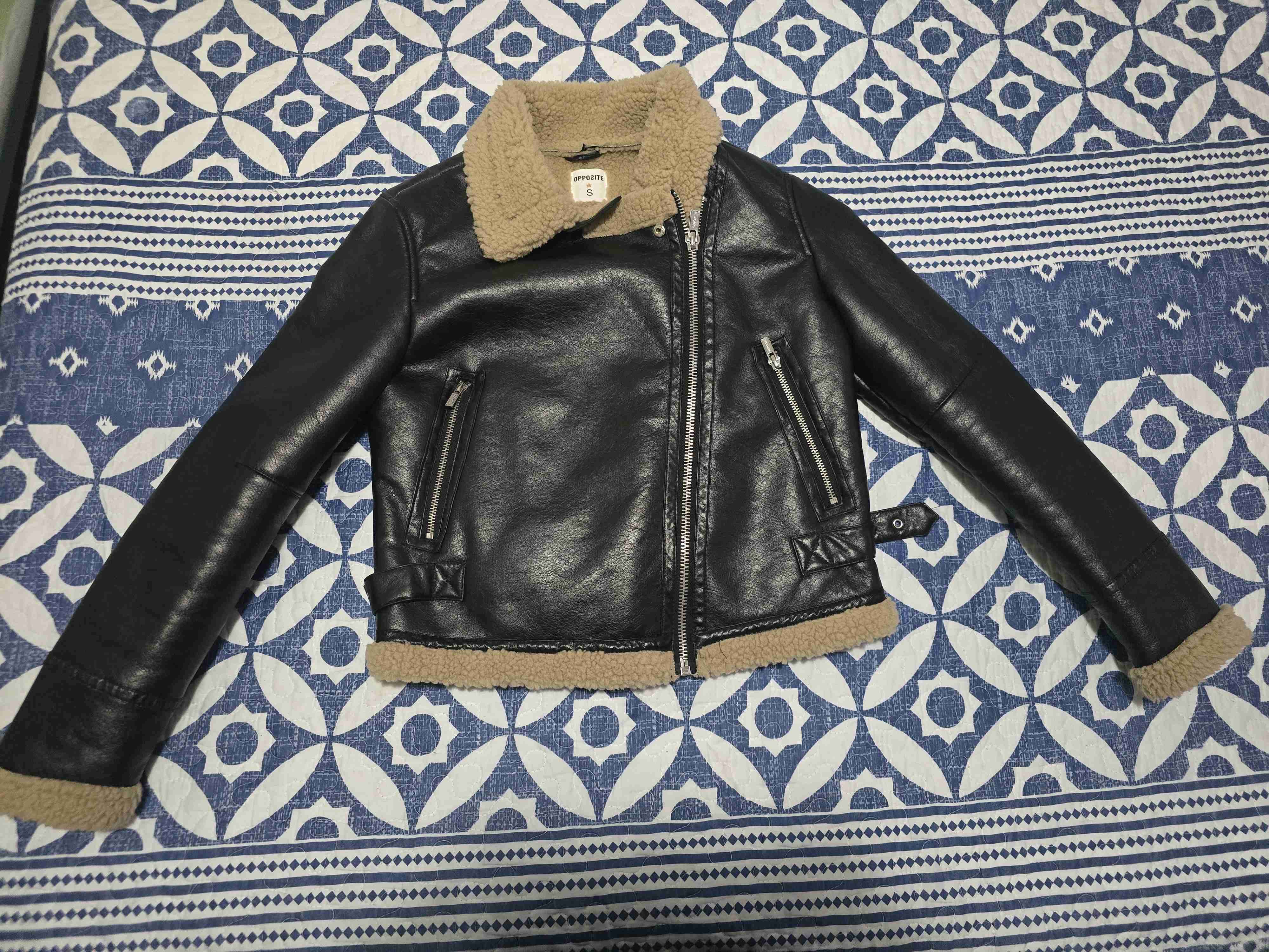 Chaqueta de cuero negra con corderito S