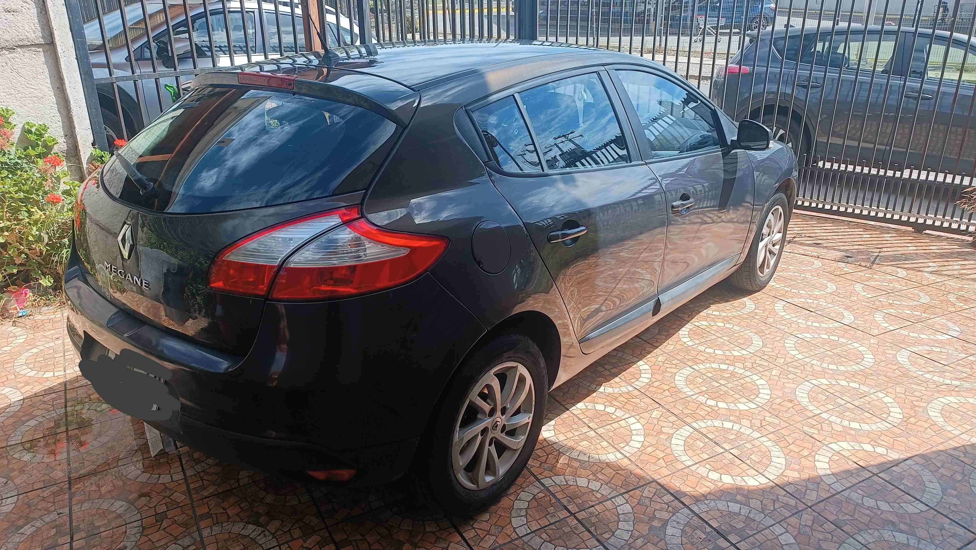 Renault Megane III 2014 2.0 - miniatura 4