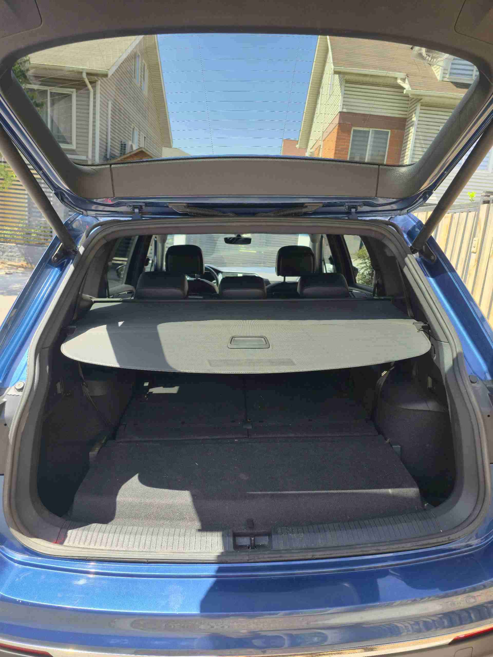 Volkswagen Tiguan 2.0 año 2019 - miniatura 5