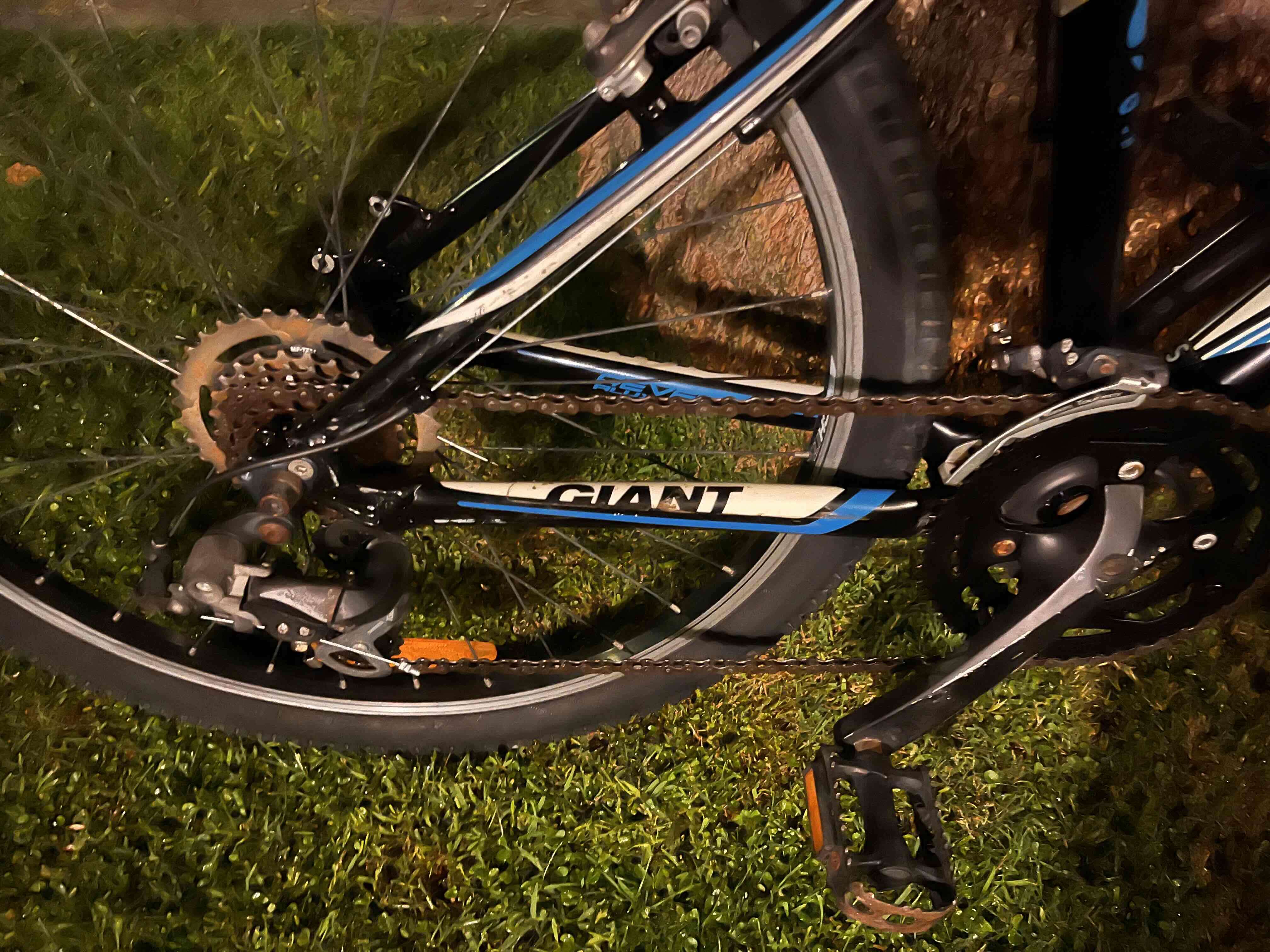 Bicicleta montaña Giant Revel aro 26 - miniatura 2