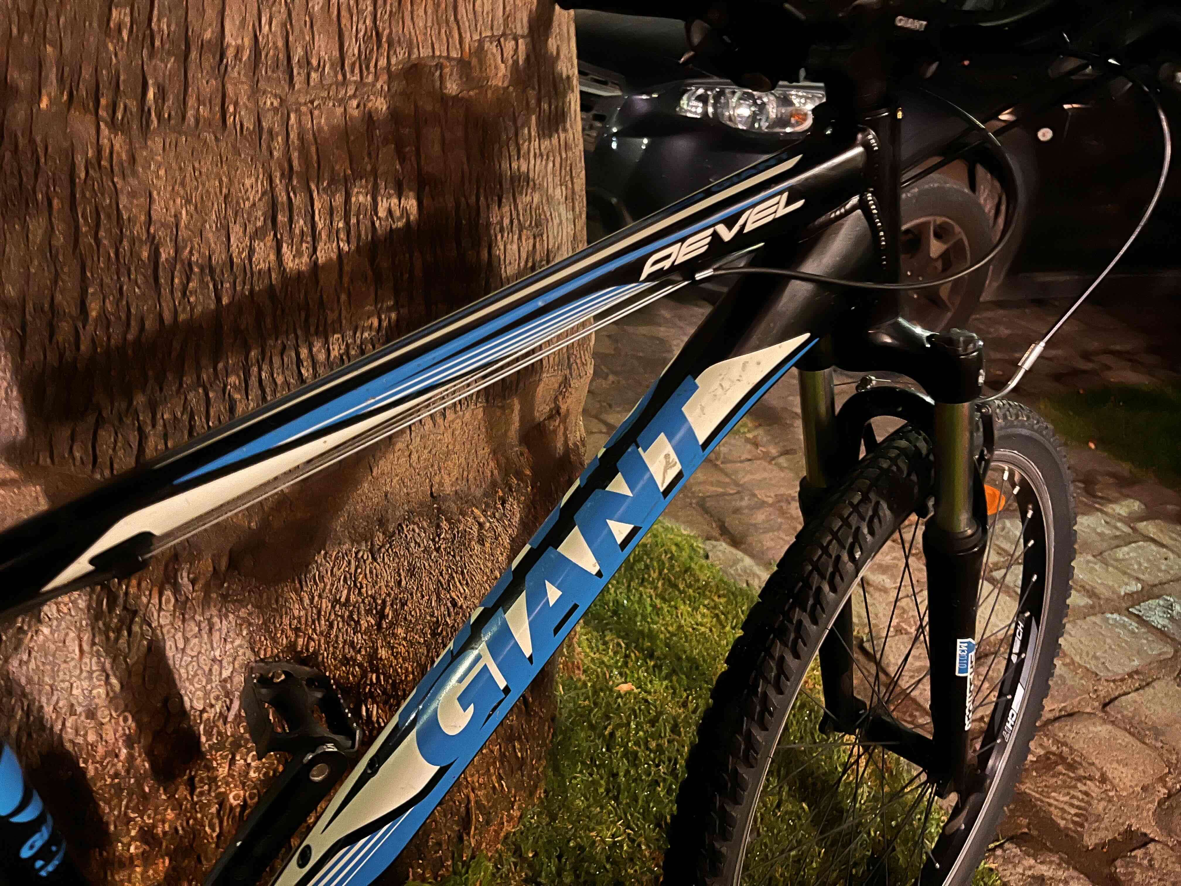 Bicicleta montaña Giant Revel aro 26 - miniatura 3