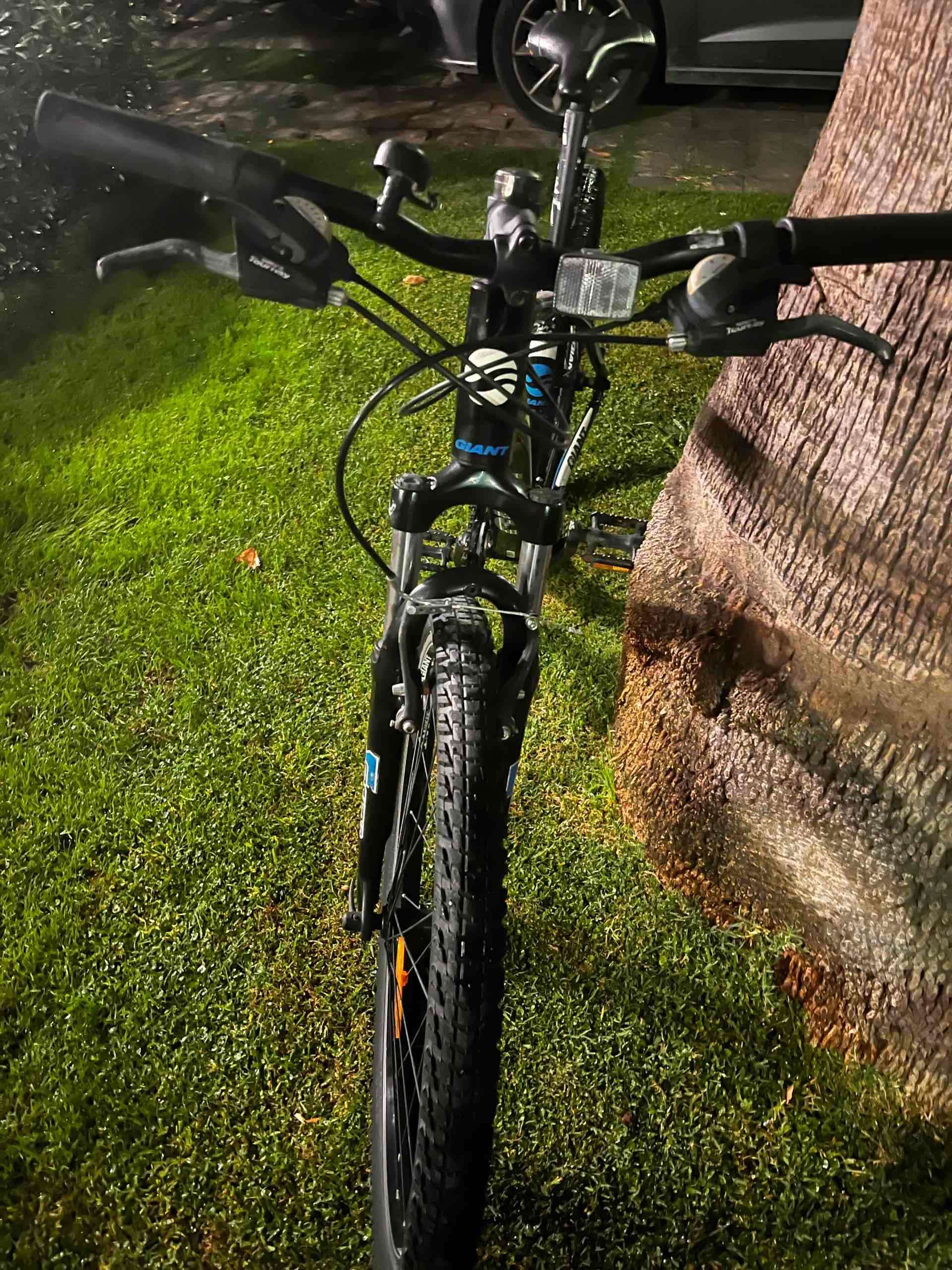 Bicicleta montaña Giant Revel aro 26 - miniatura 4