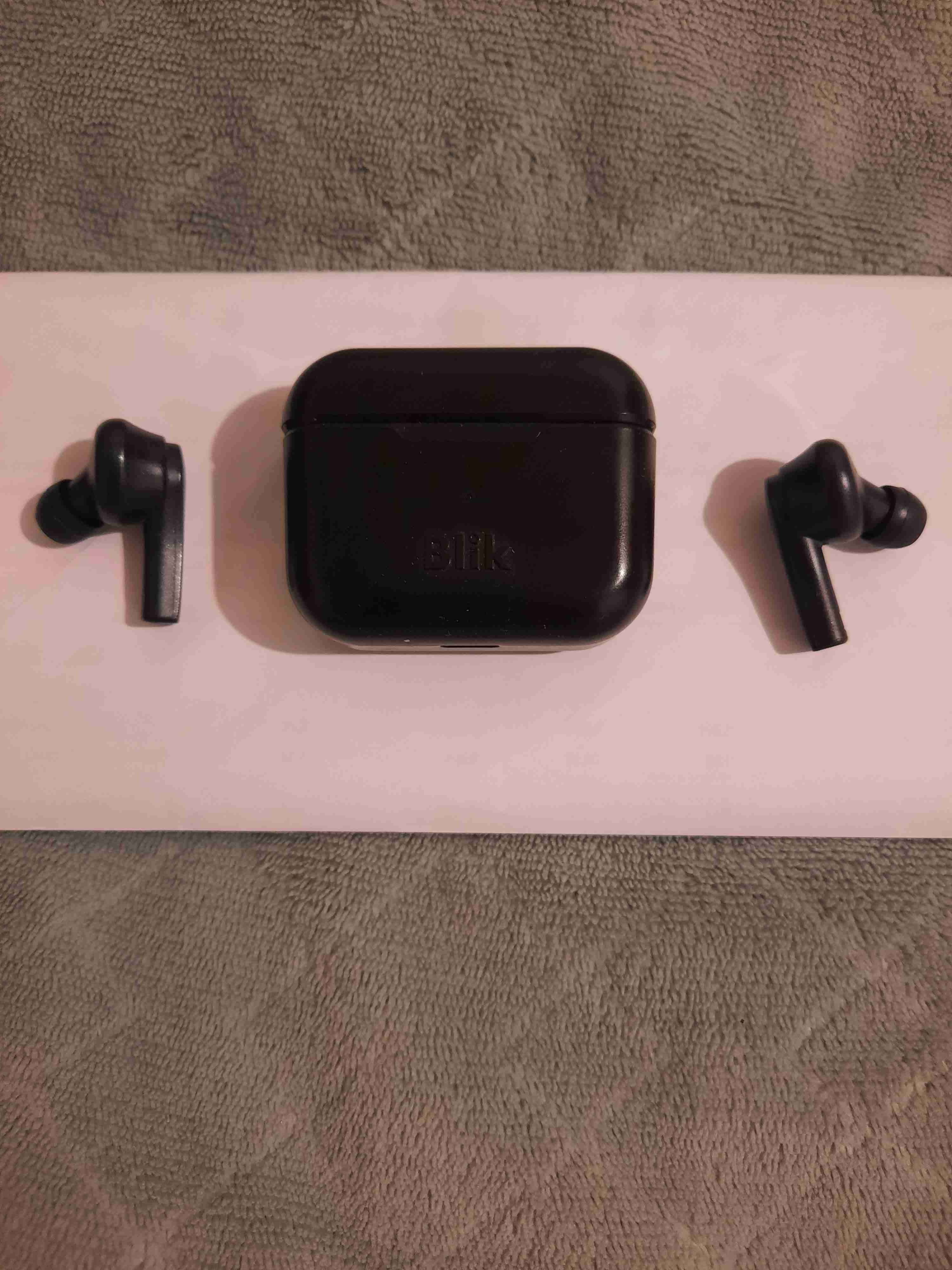 Audífonos inalámbricos negros