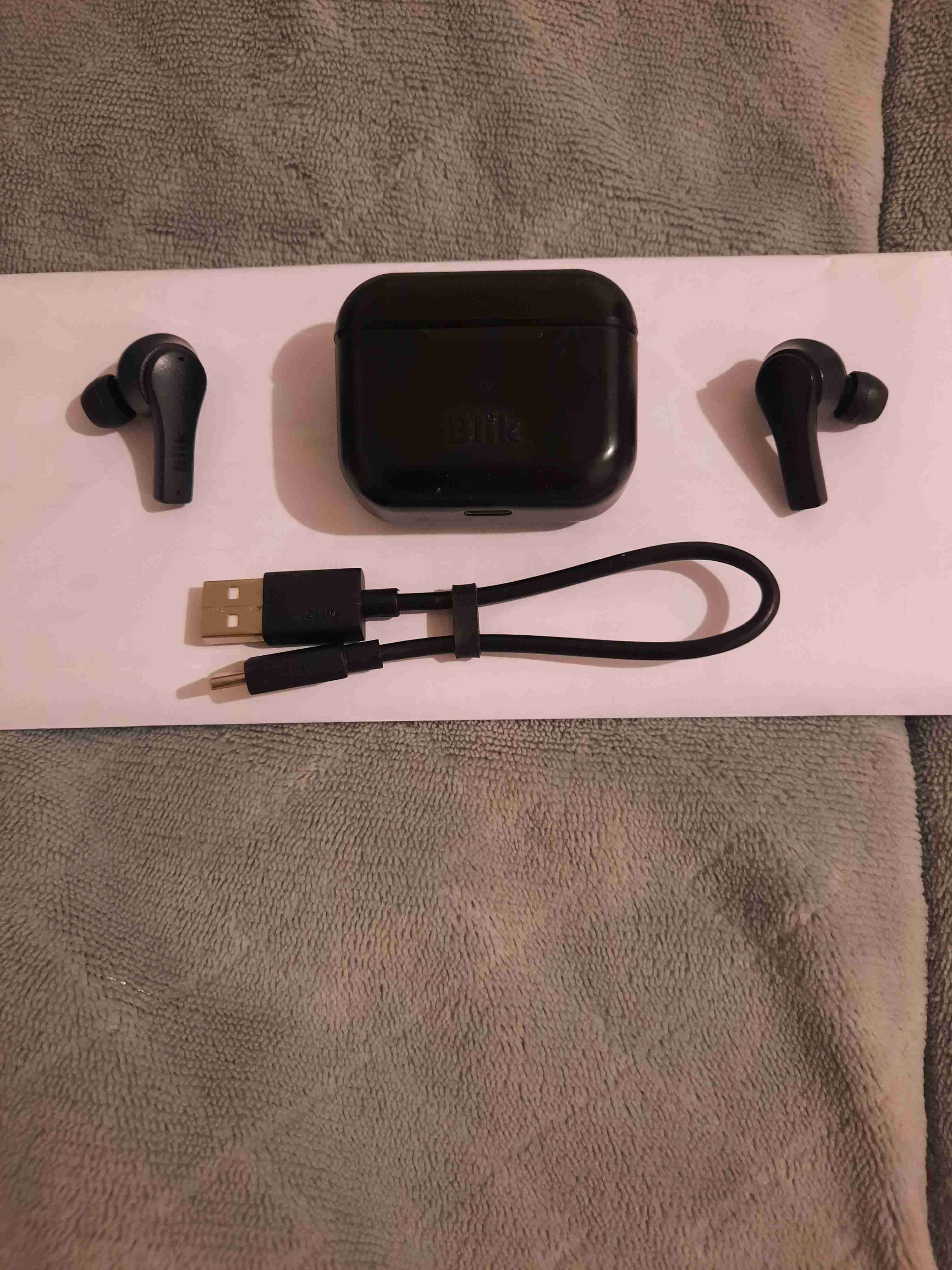 Audífonos inalámbricos negros - miniatura 3