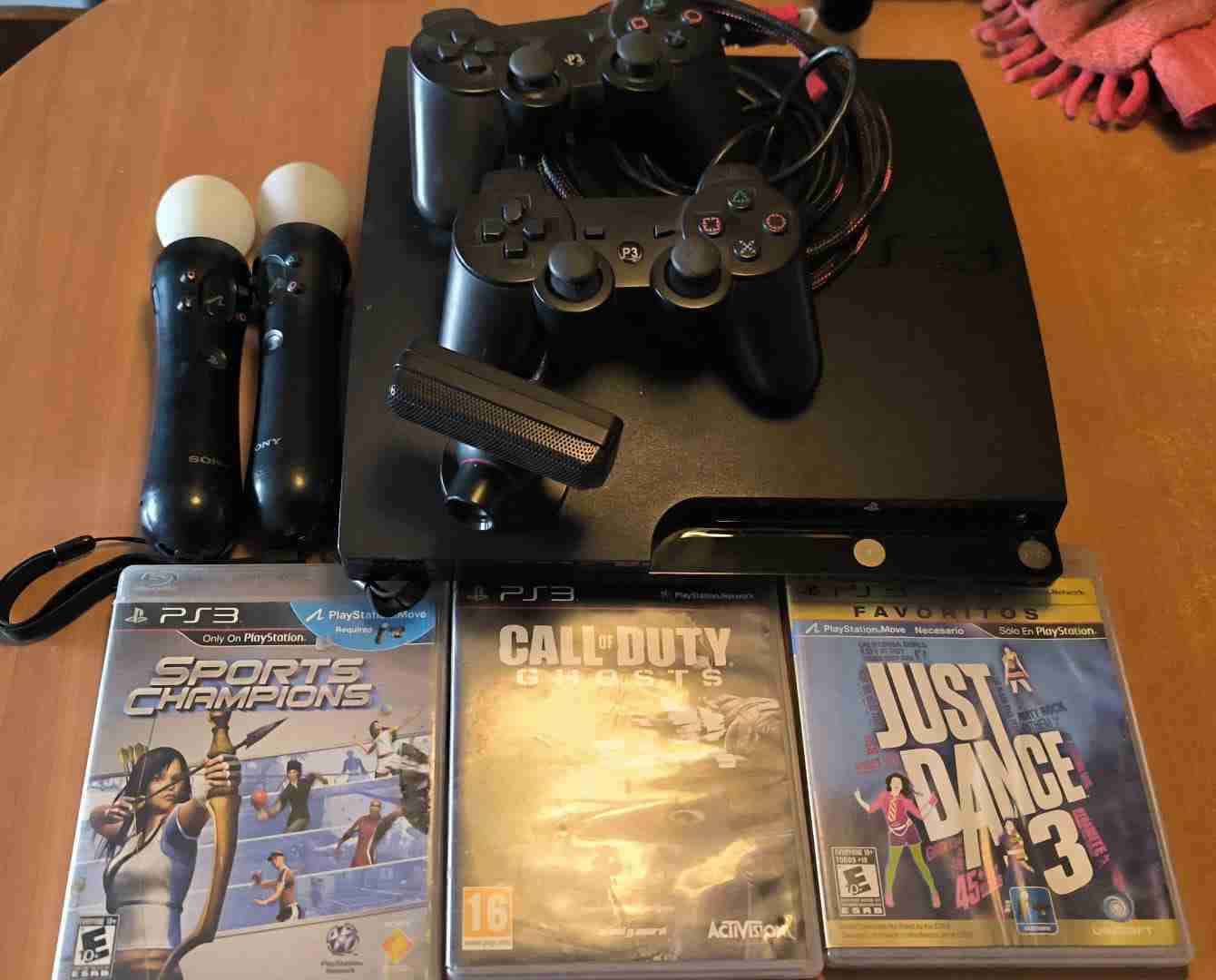 Consola PS3 con juegos y accesorios