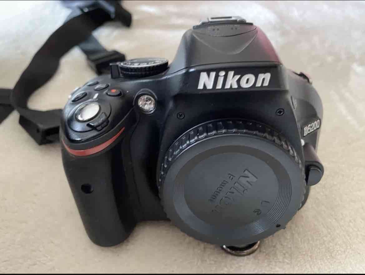 Cámara Nikon D5200 DSLR