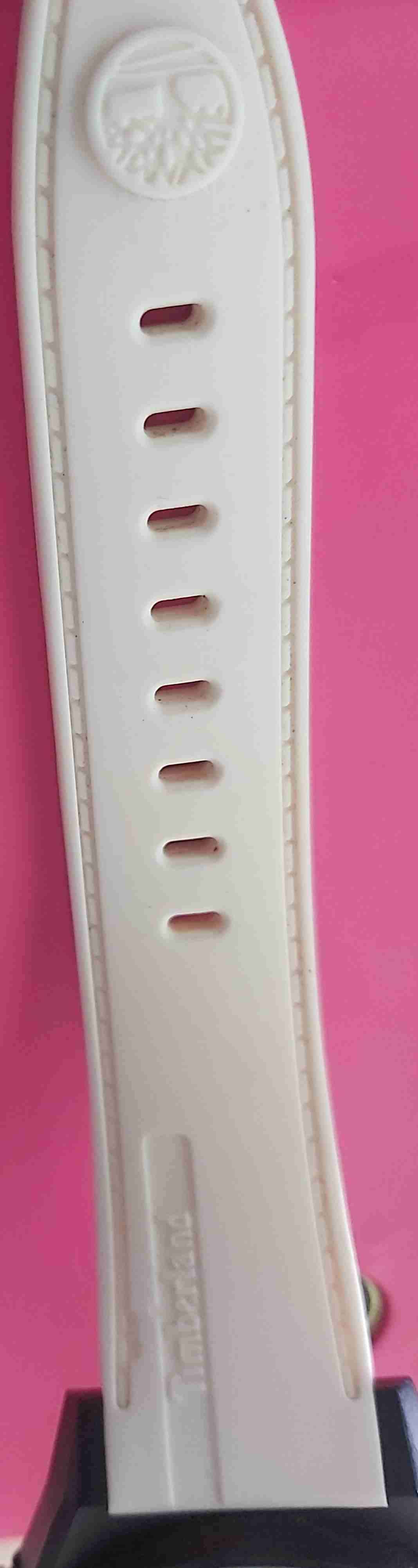 Reloj Timberland blanco y negro ,modelo 13328J - miniatura 4