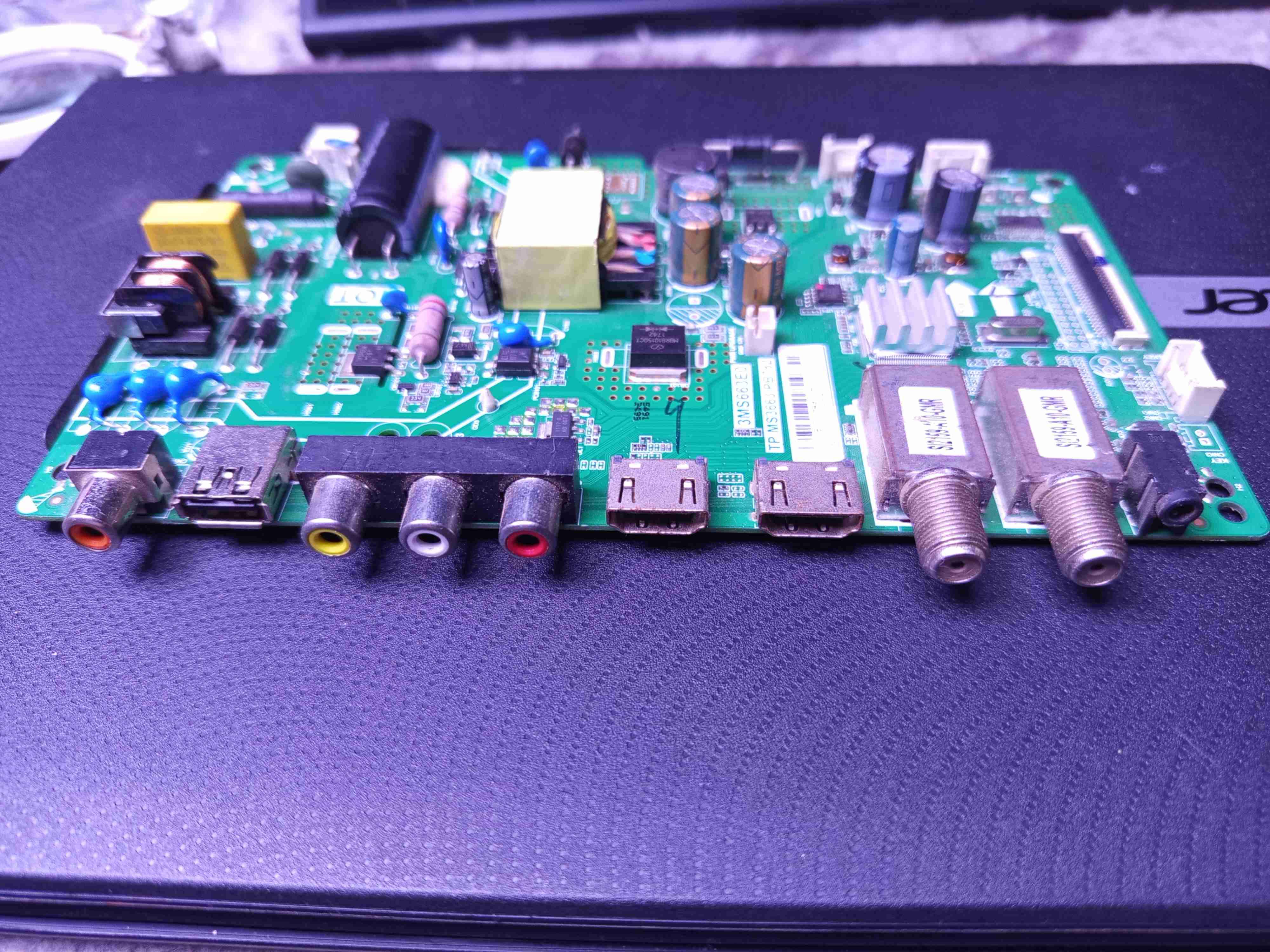 Mainboard televisor Daewoo L32T660BTS - miniatura 4