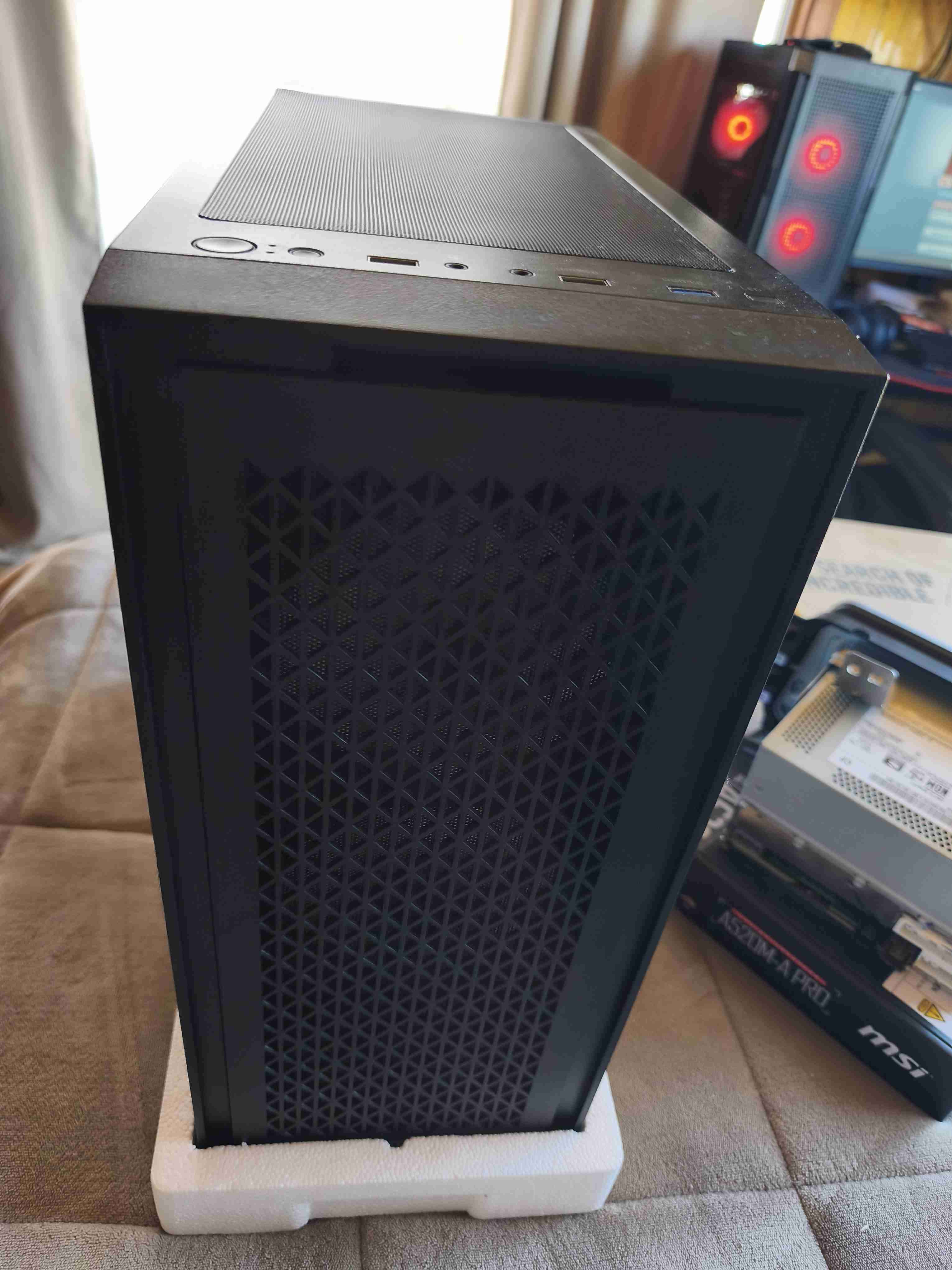 Gabinete Ewgen Titanium 01 Mesh ATX. - miniatura 2