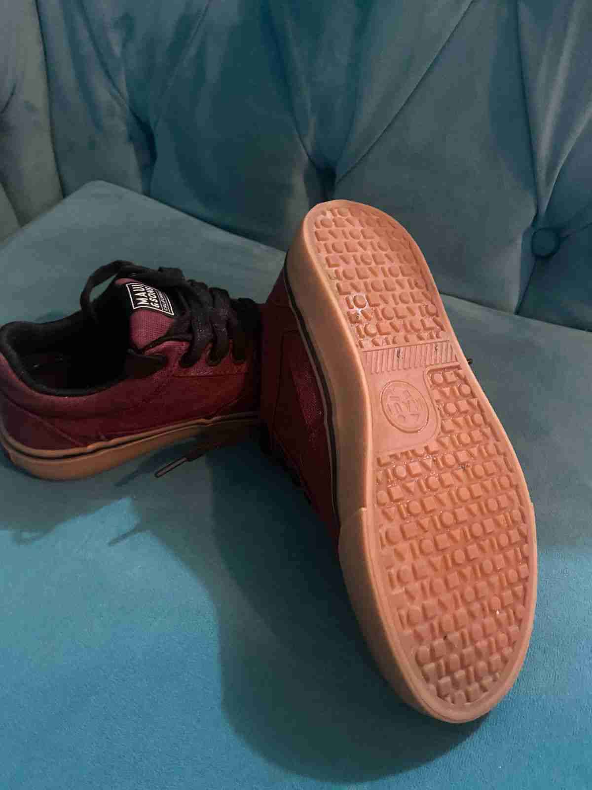 Zapatillas burdeo Maui&Songs - miniatura 3