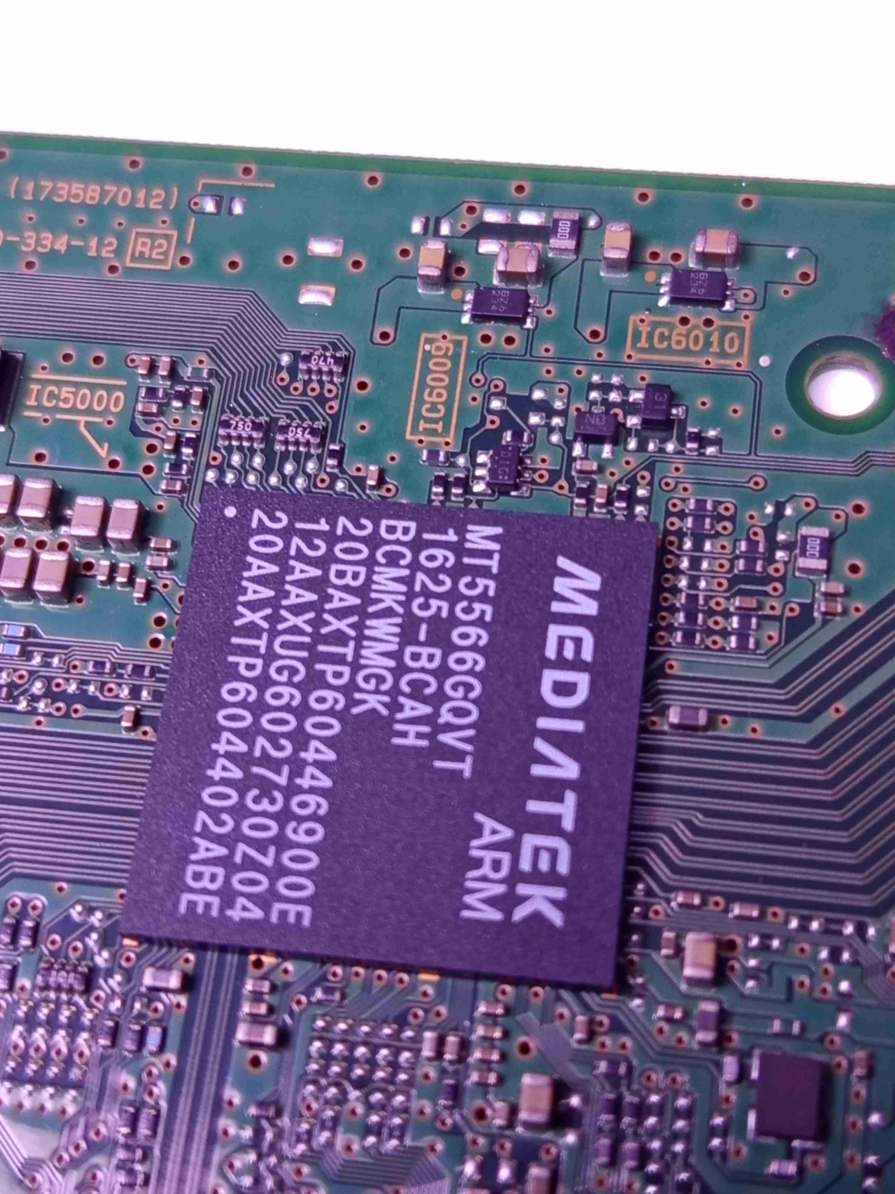 Mainboard televisor Sony modelo KDL-32W605D - miniatura 6