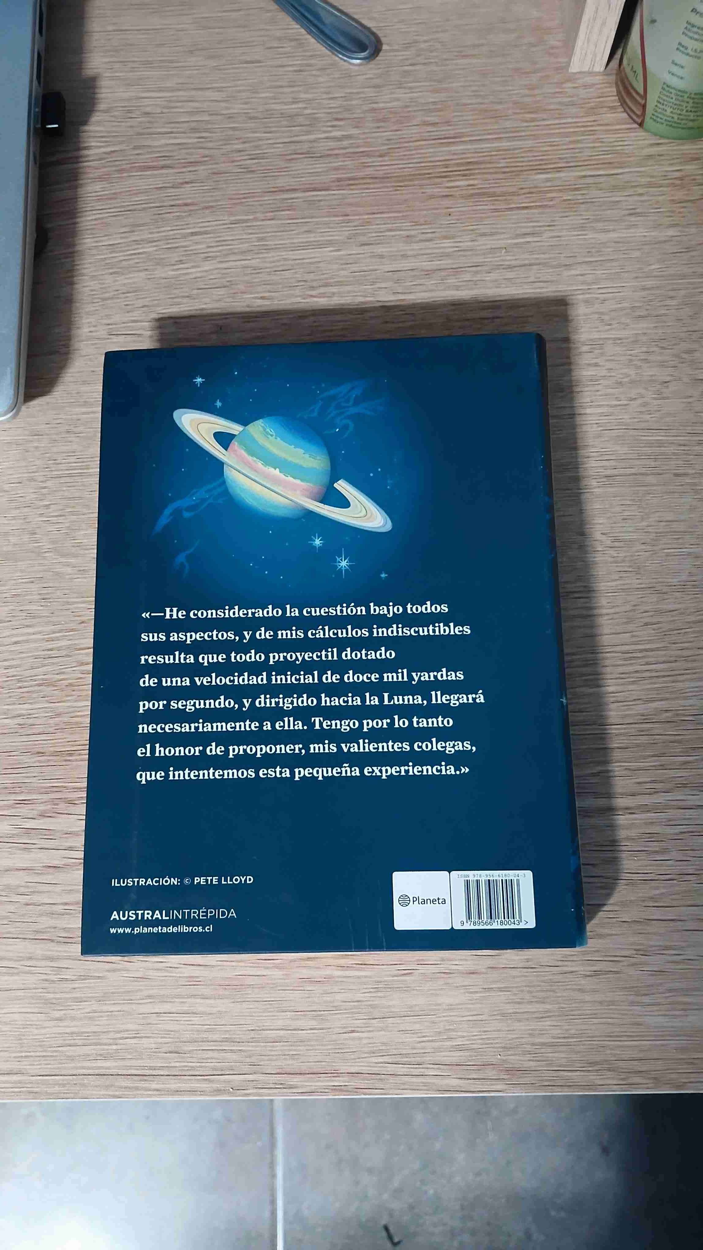 Libro 'De la Tierra a la Luna' - miniatura 2
