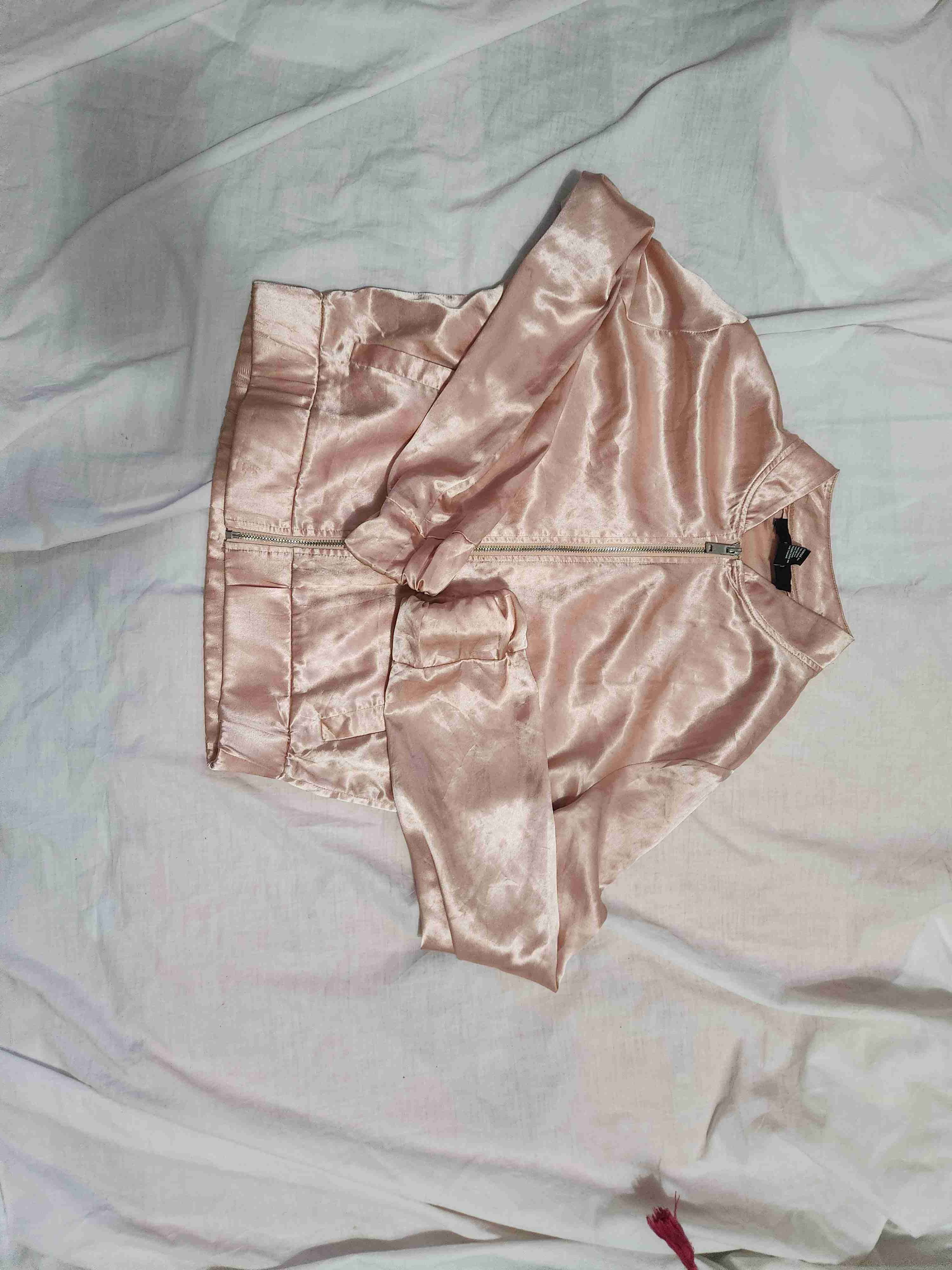 Chaqueta satinada rosa