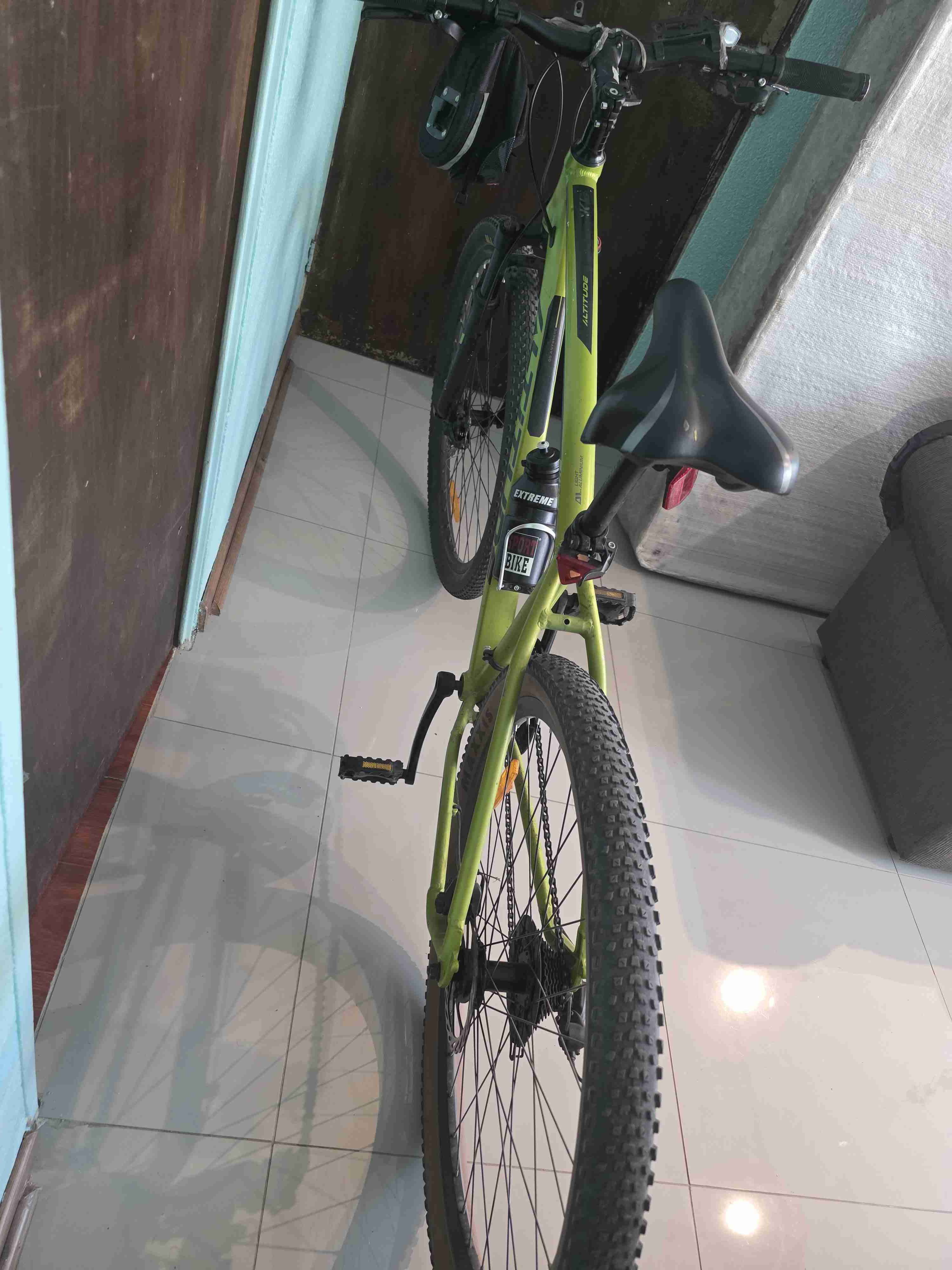 Bicicleta montaña verde Altitude k10 - miniatura 3