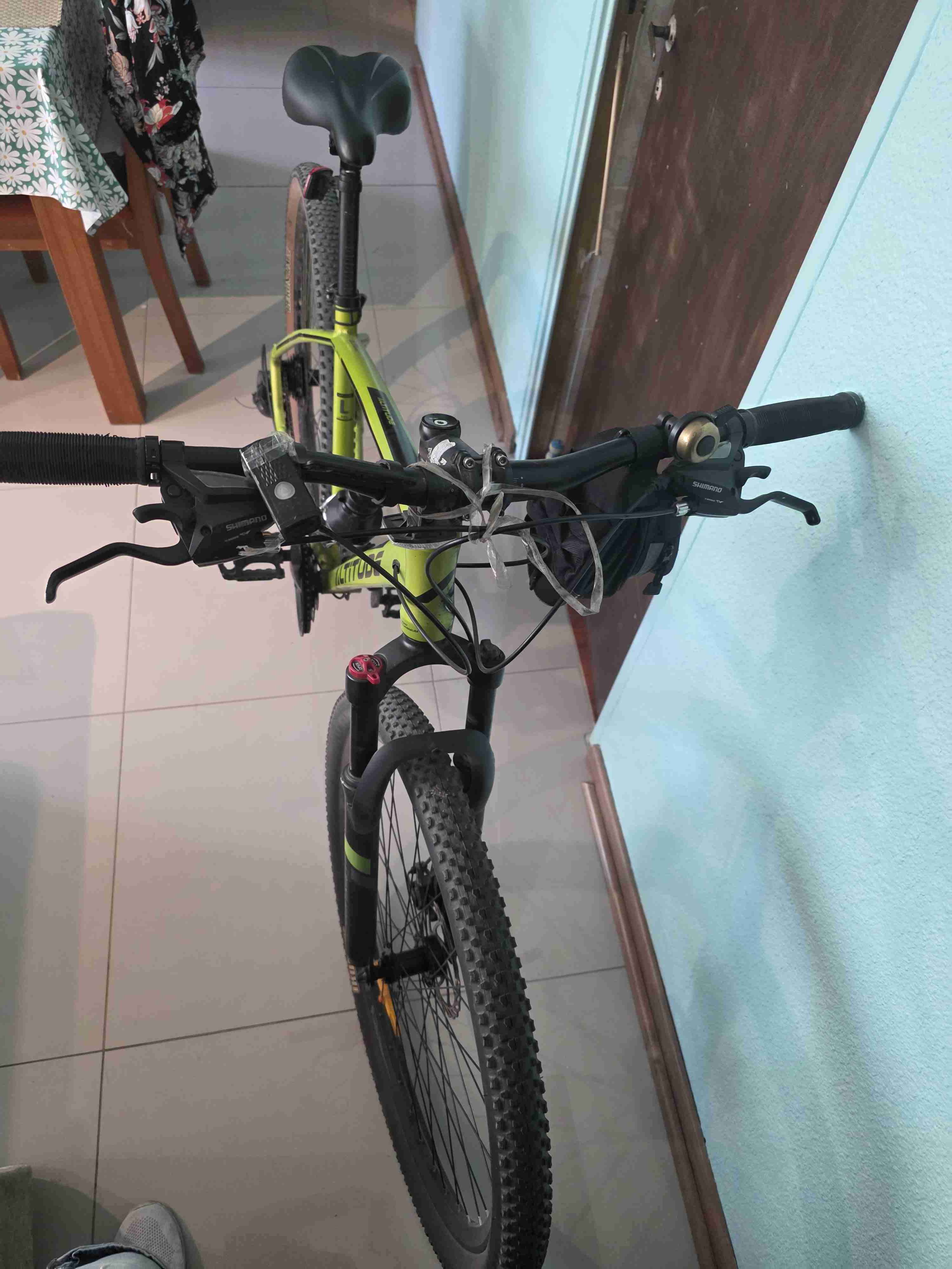 Bicicleta montaña verde Altitude k10 - miniatura 4