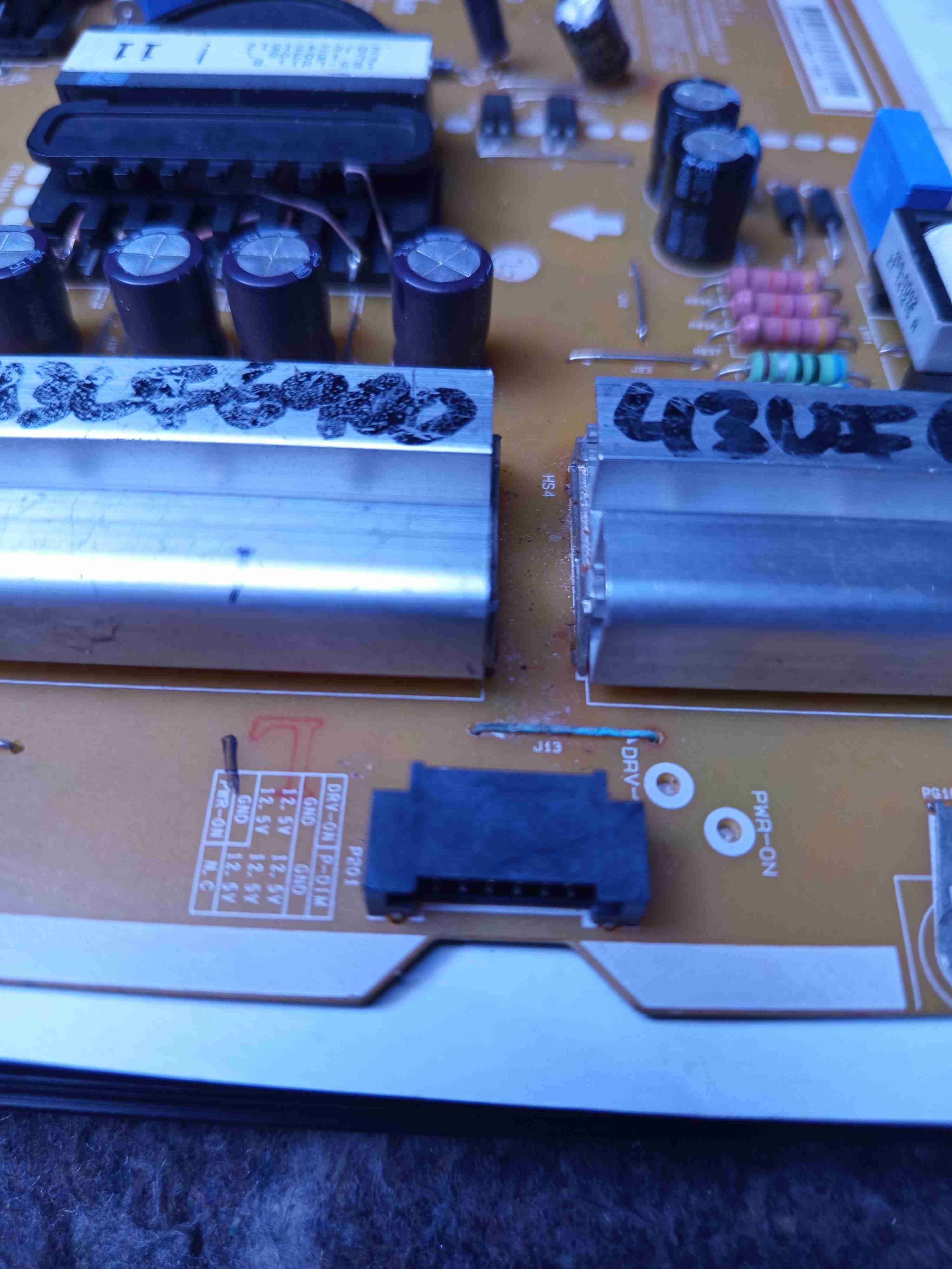 Fuente de poder televisor LG 43UF6900 - miniatura 3
