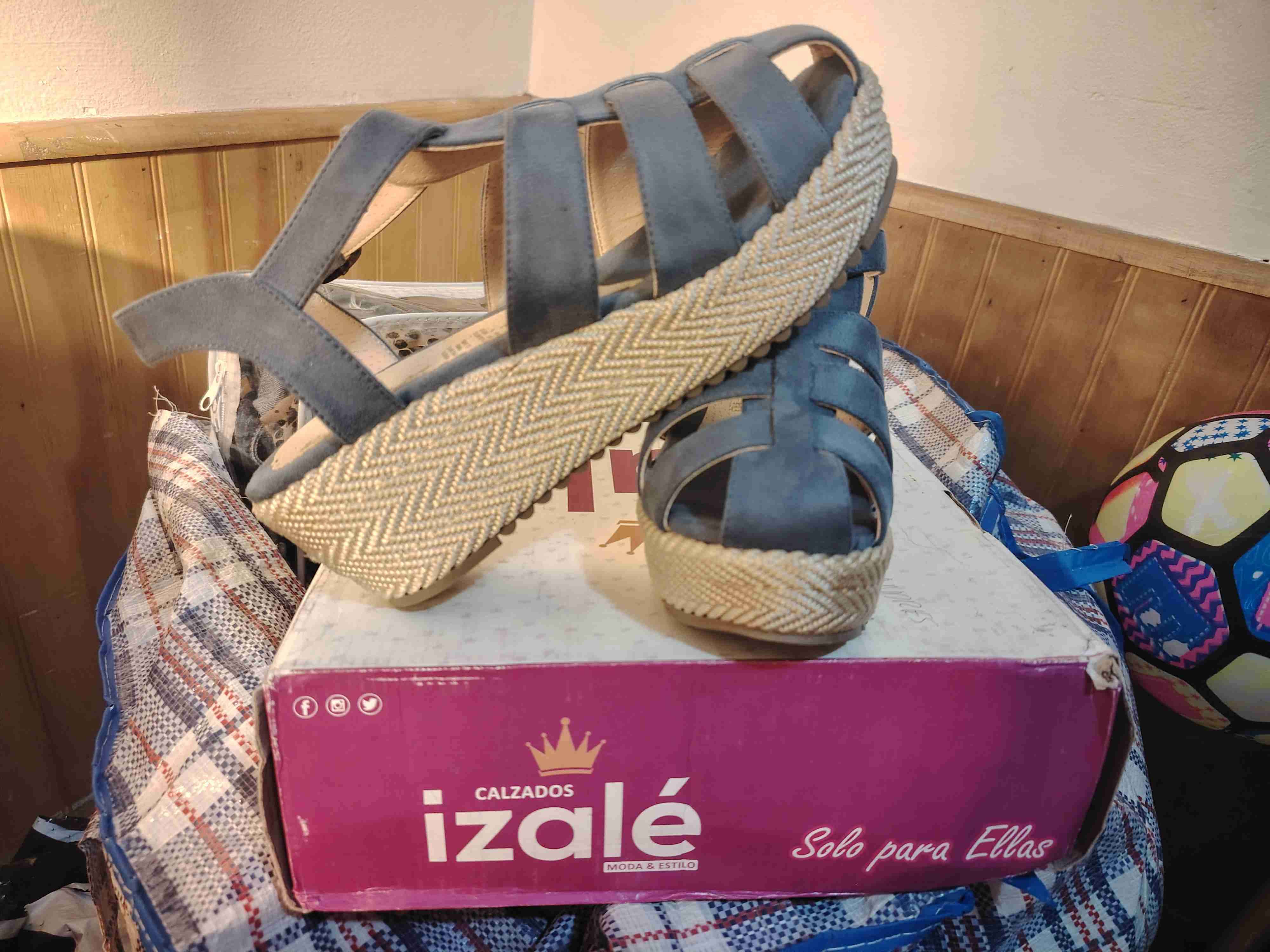 Chalas Plataformas azules Calzados Izalé