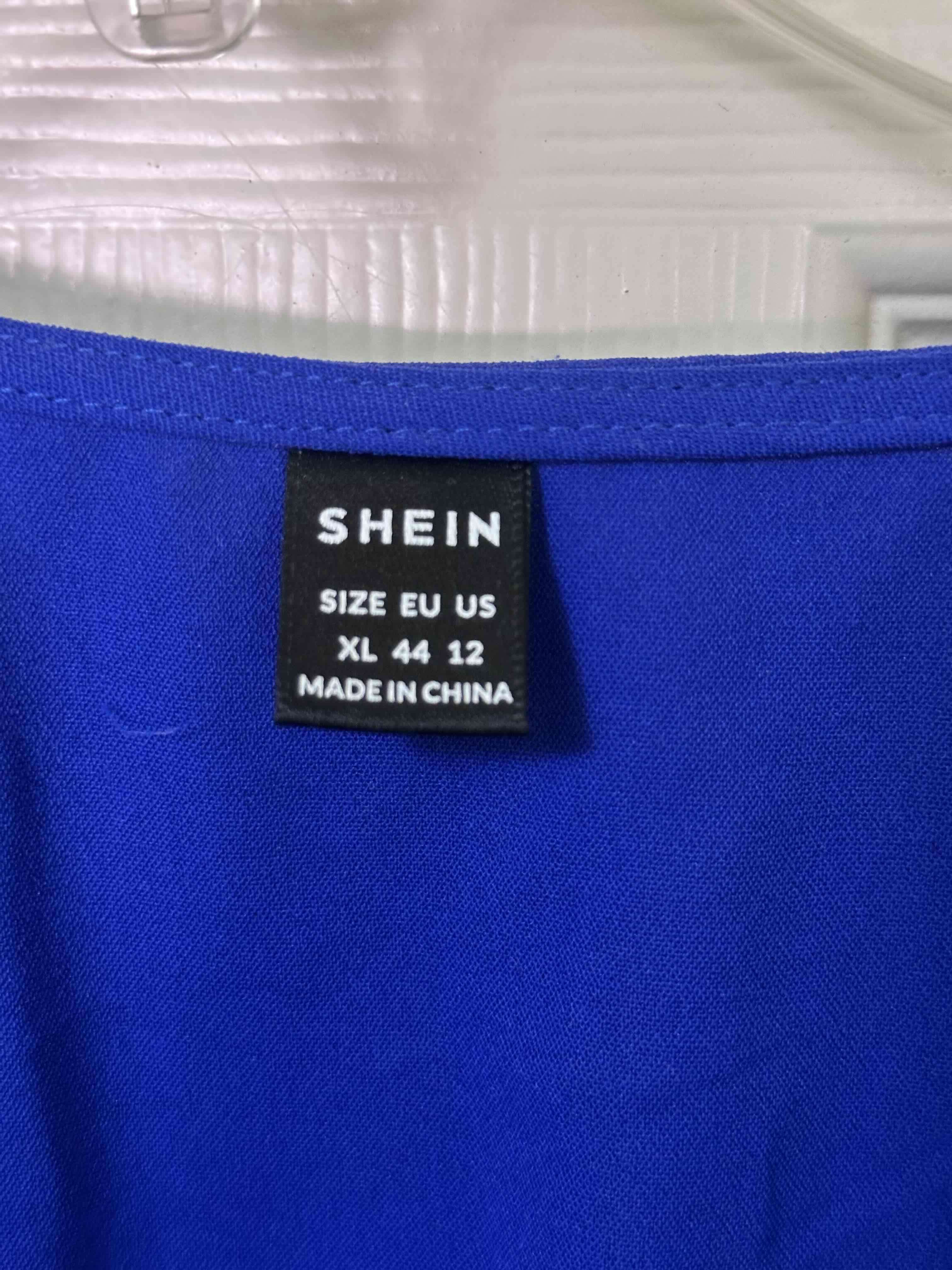 Vestido azul largo con cinturón - miniatura 3