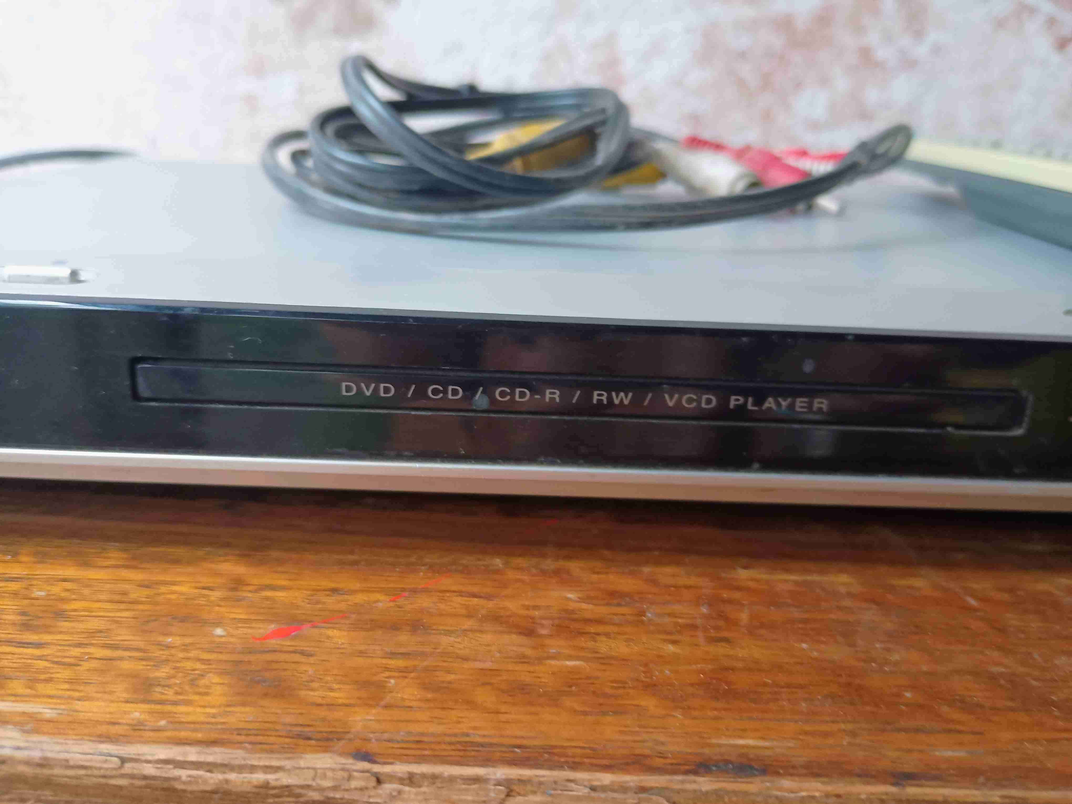 Reproductor DVD LG con control remoto - miniatura 5