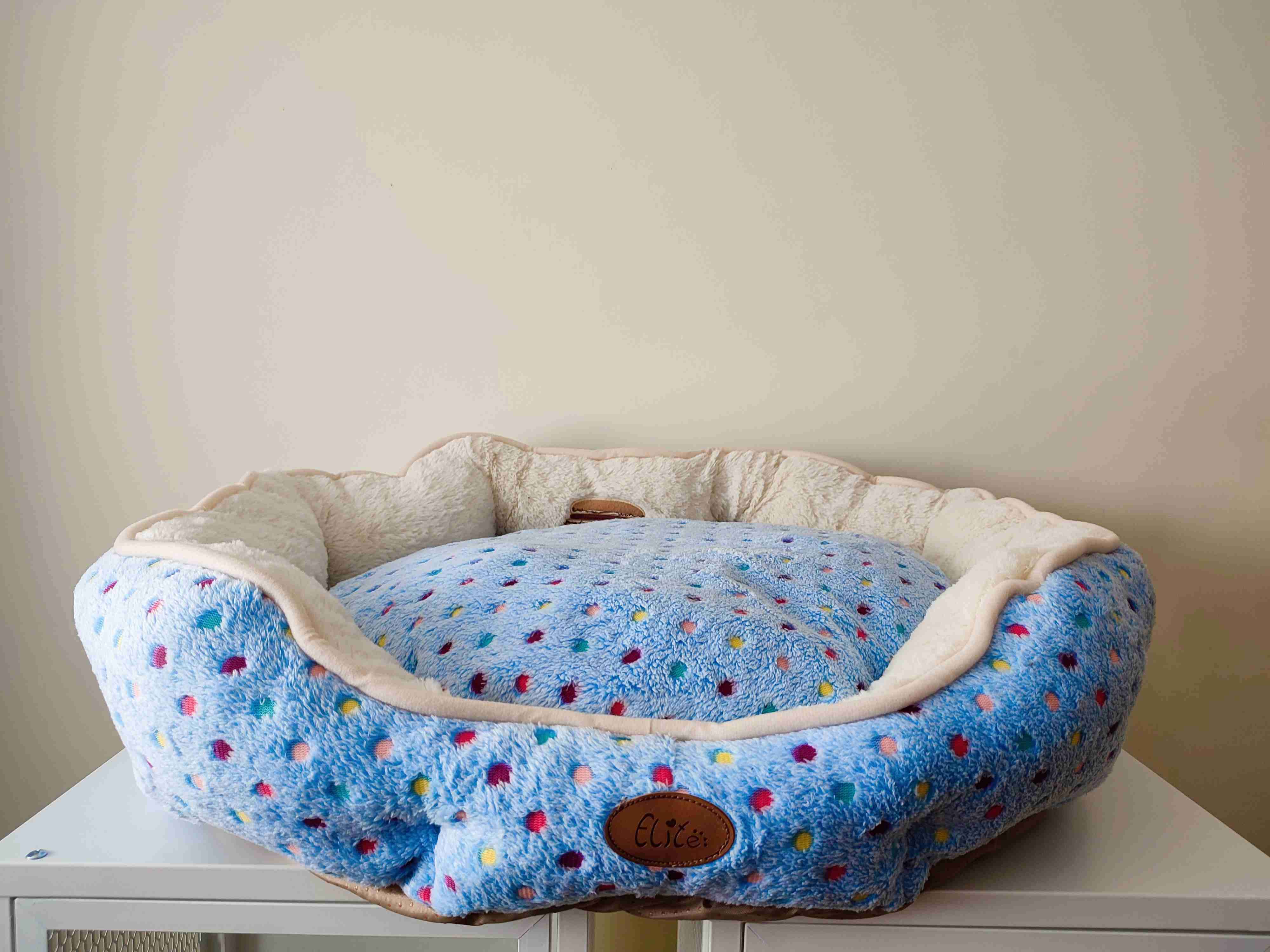 Cama Acolchada Mediana para Mascota - miniatura 3