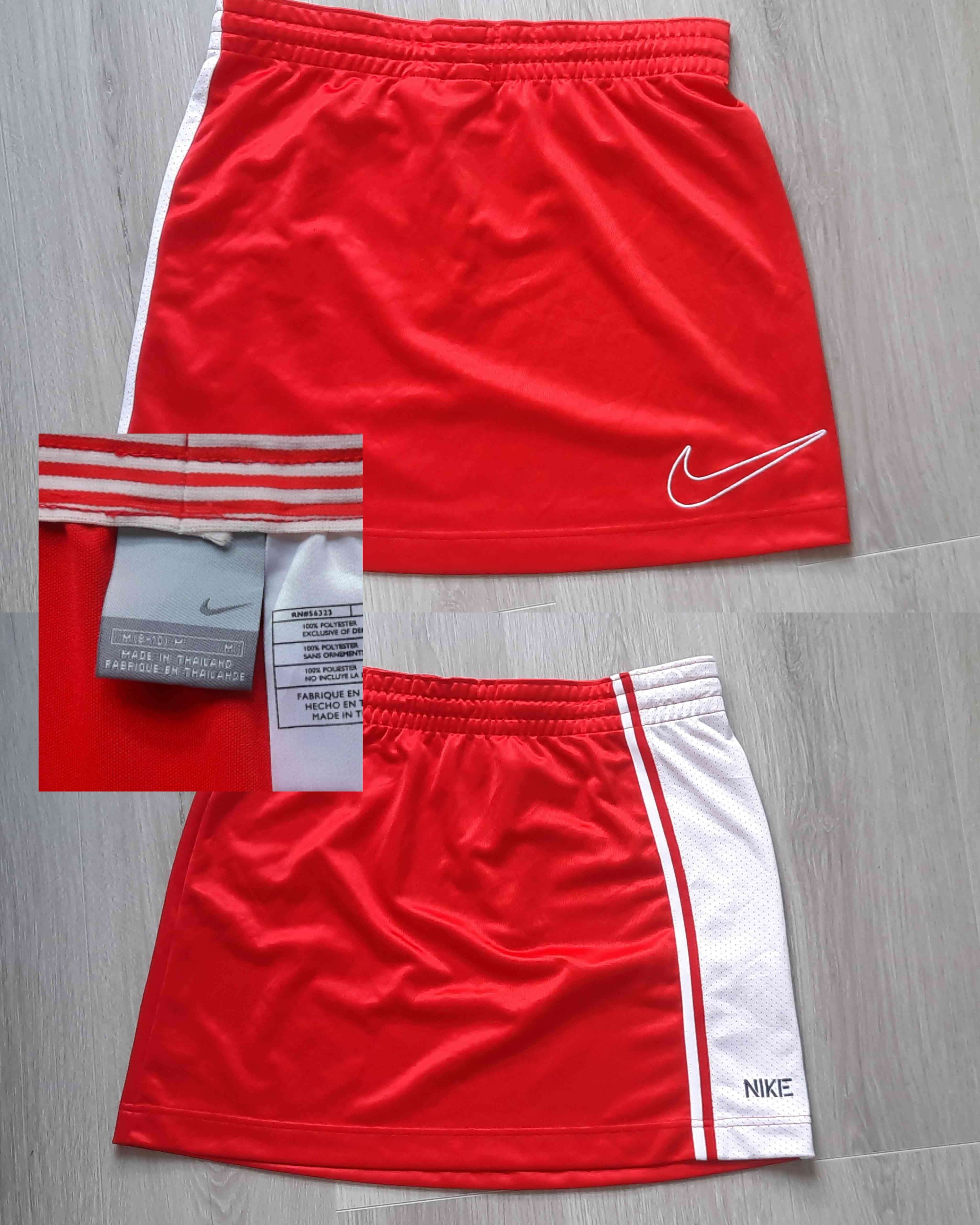 Falda deportiva Nike roja