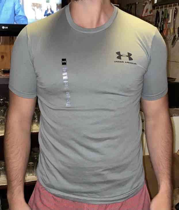 Polera gris Under Armour - miniatura 3