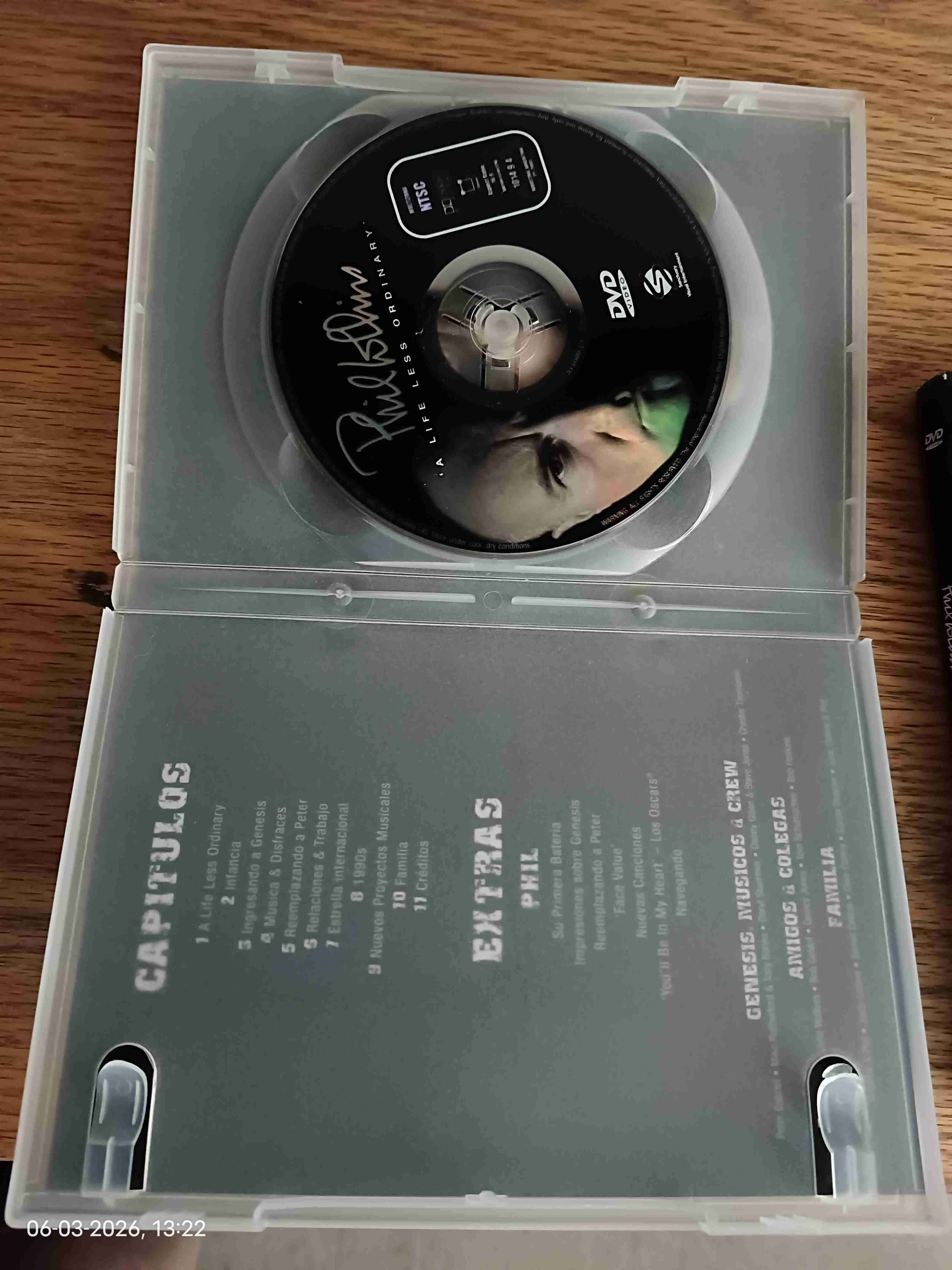 DVD Phil Collins: A Life Less Ordinary - miniatura 3