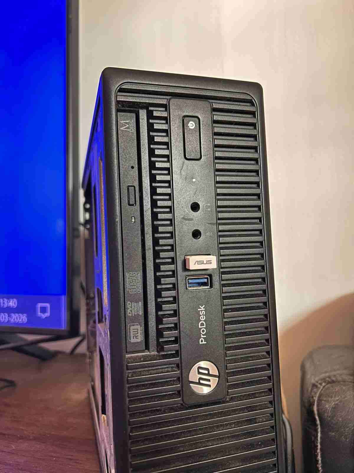 Computador HP ProDesk en buen estado