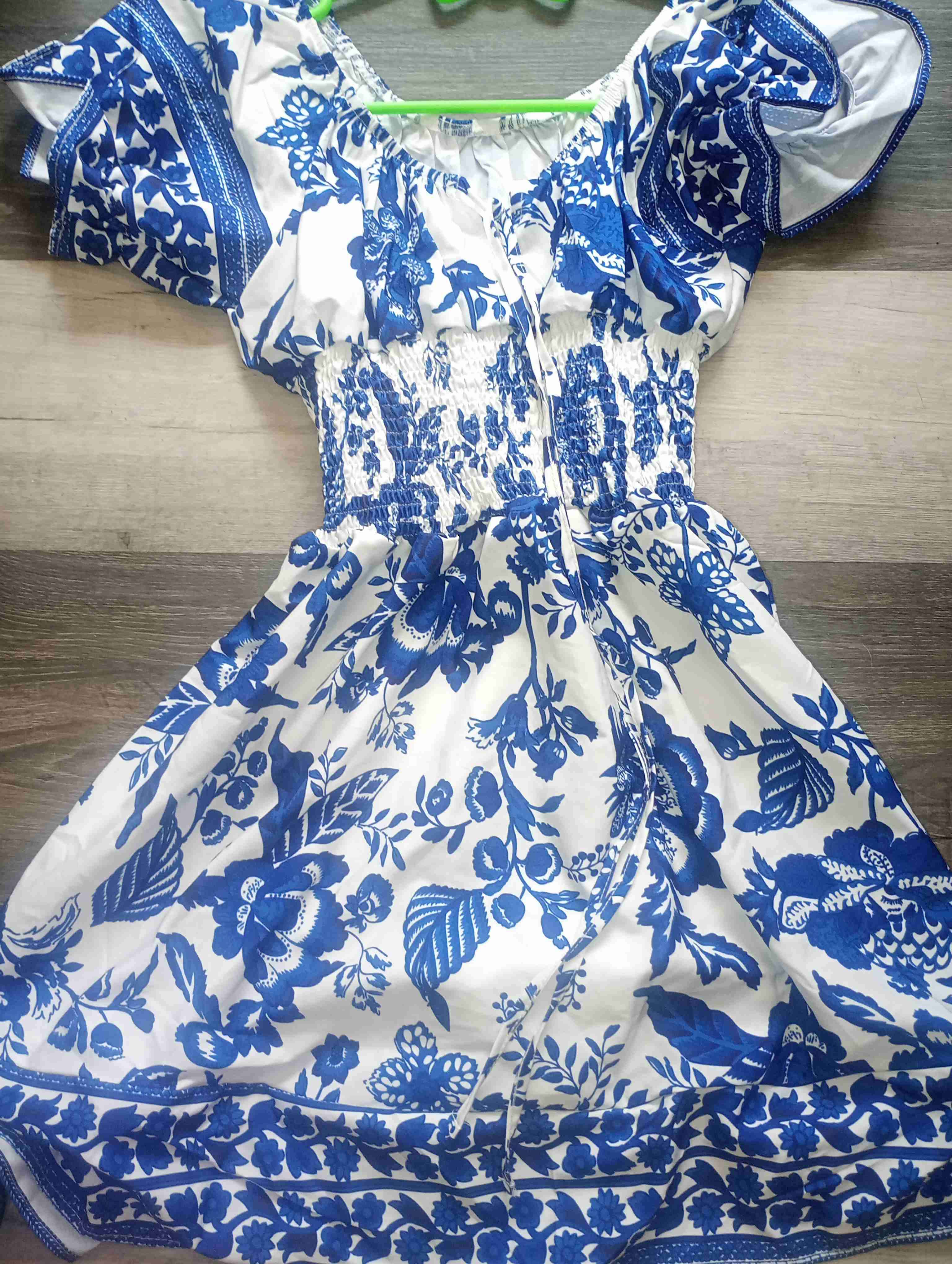 Vestido floral azul y blanco ajustado a la cintura - miniatura 2