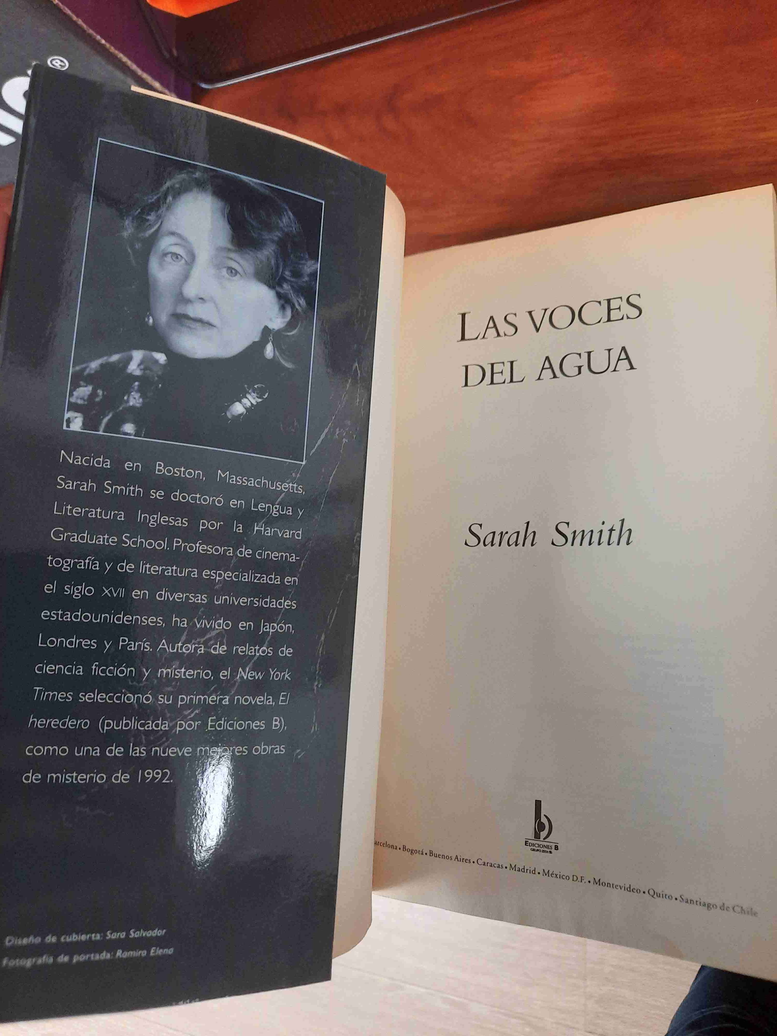 Libro 'Las voces del agua' de Sarah Smith - miniatura 2