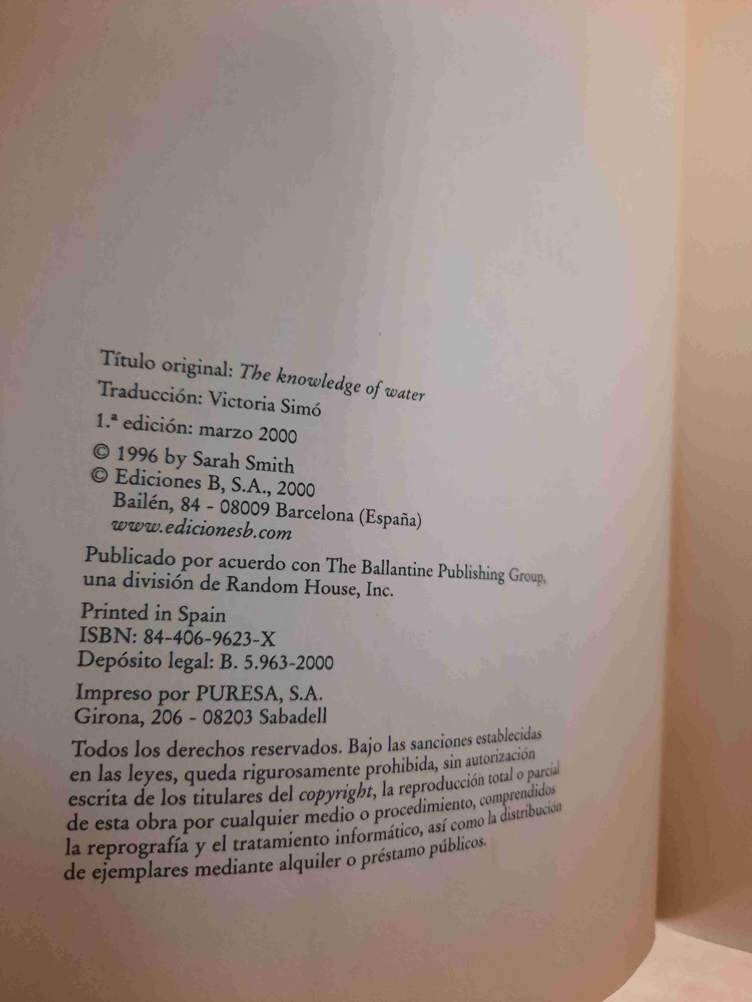 Libro 'Las voces del agua' de Sarah Smith - miniatura 3