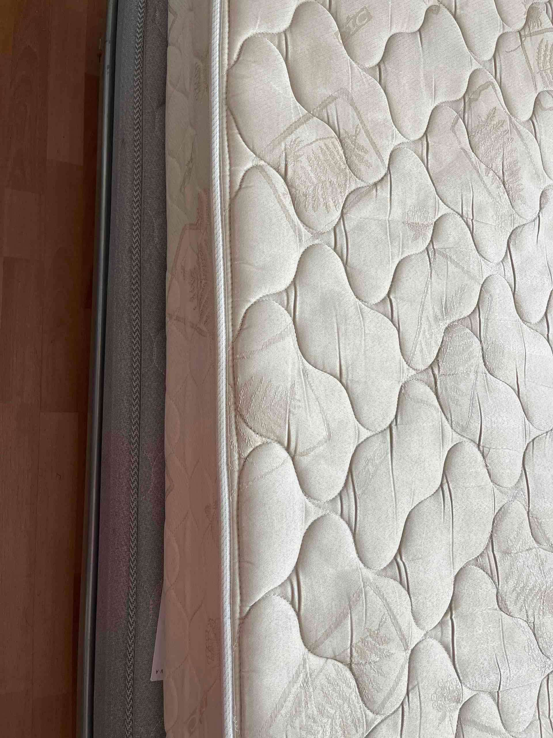 Cama de una plaza - miniatura 3